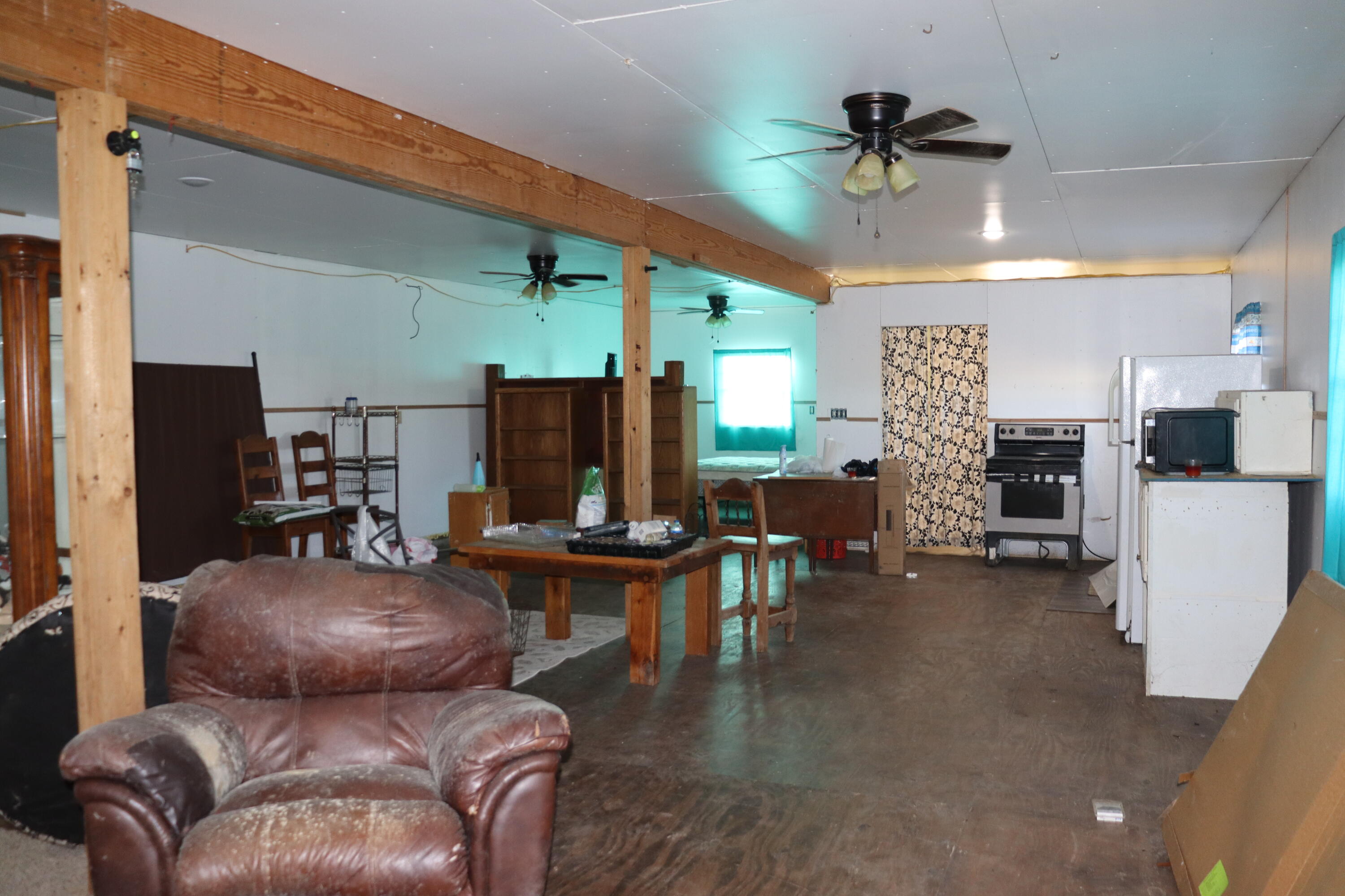 5256 Newton Road Property Photo 8