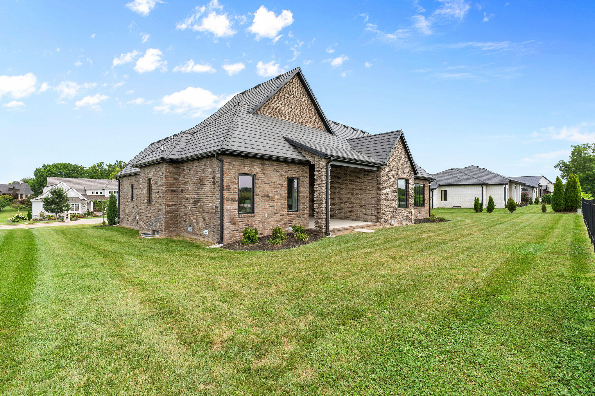 3958 East Dunrobin Drive Property Photo 46