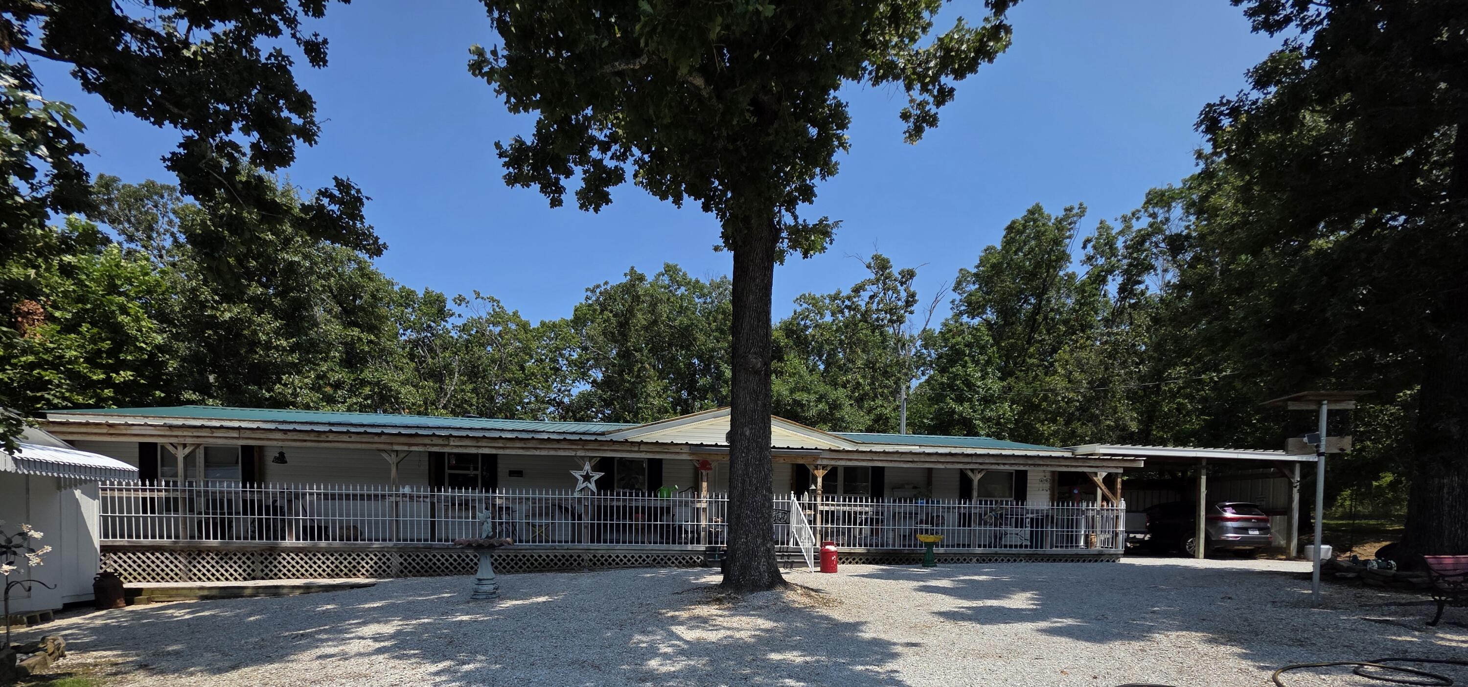 17664 Locust Road Property Photo 2