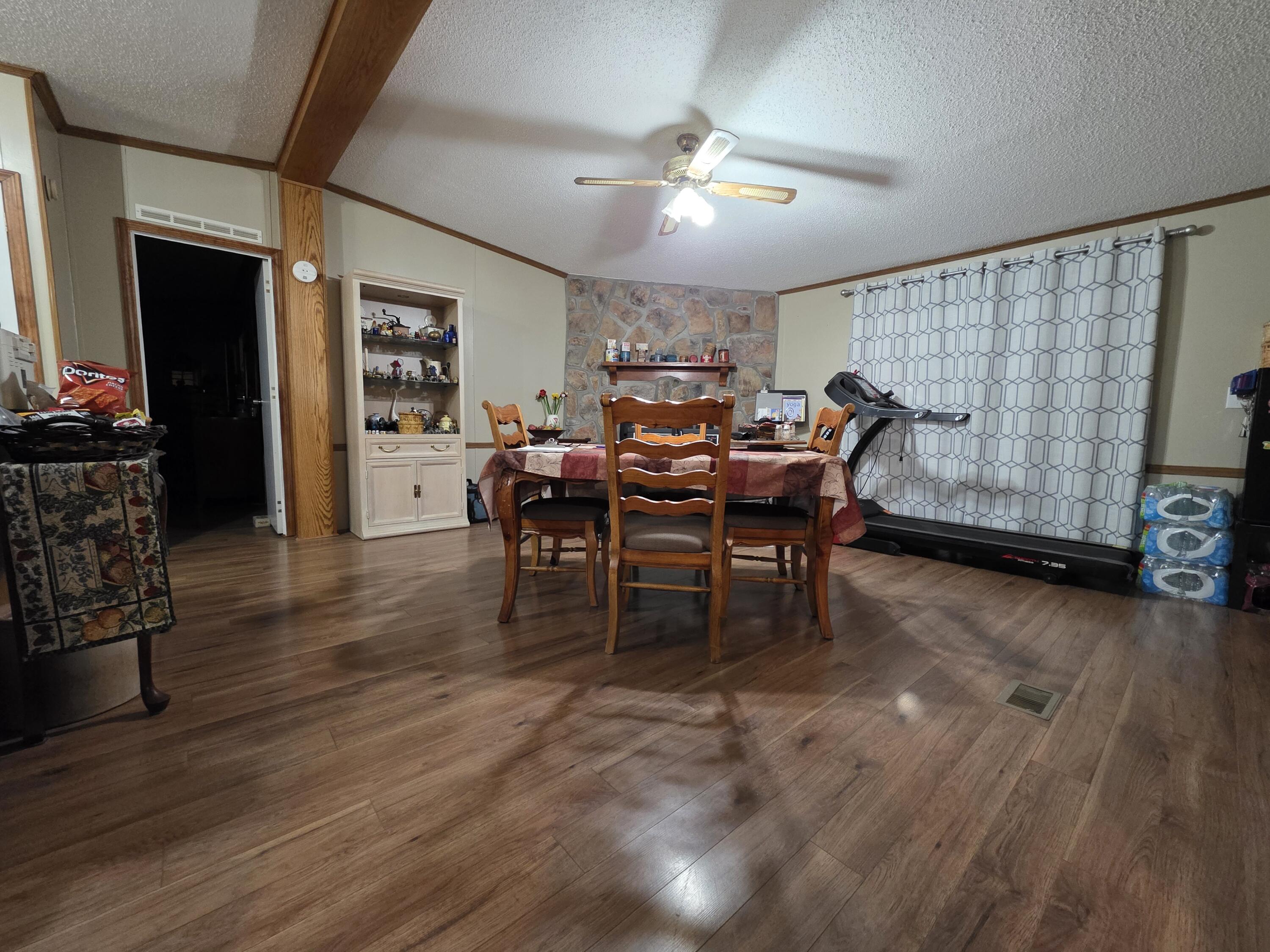 17664 Locust Road Property Photo 13