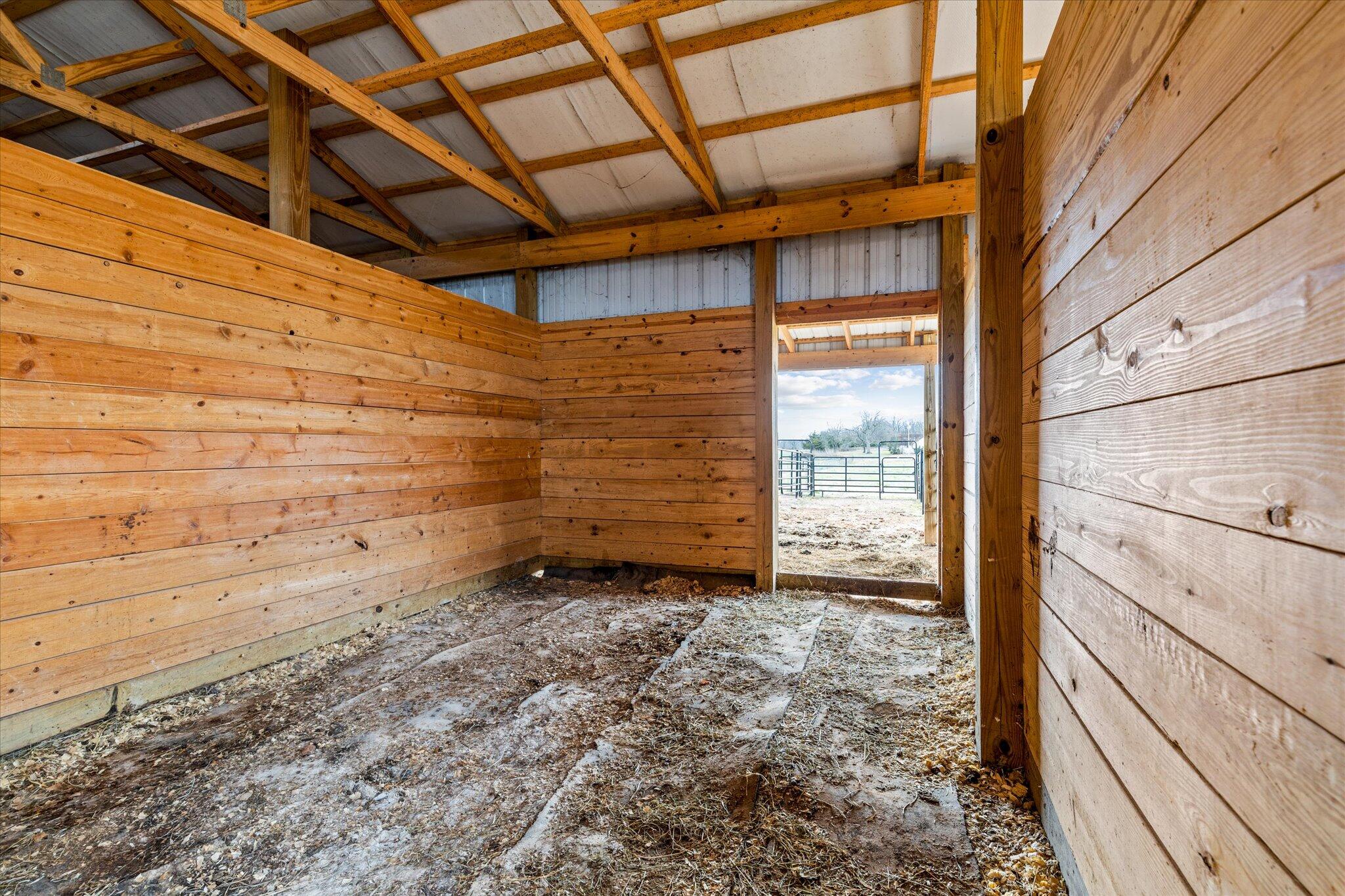 21254 Farm Road 2007 Property Photo 25