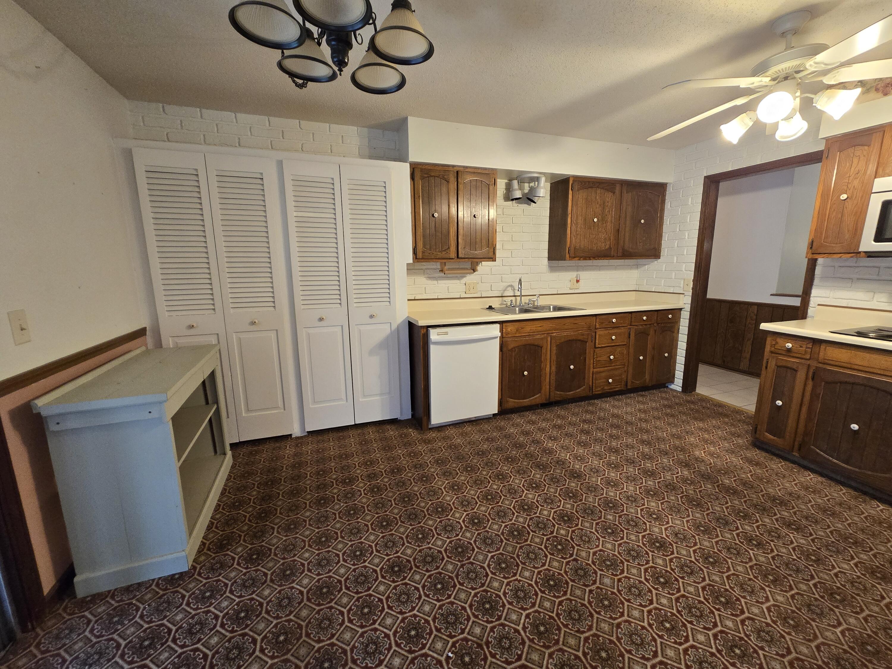 23042 Indian Lane Property Photo 31