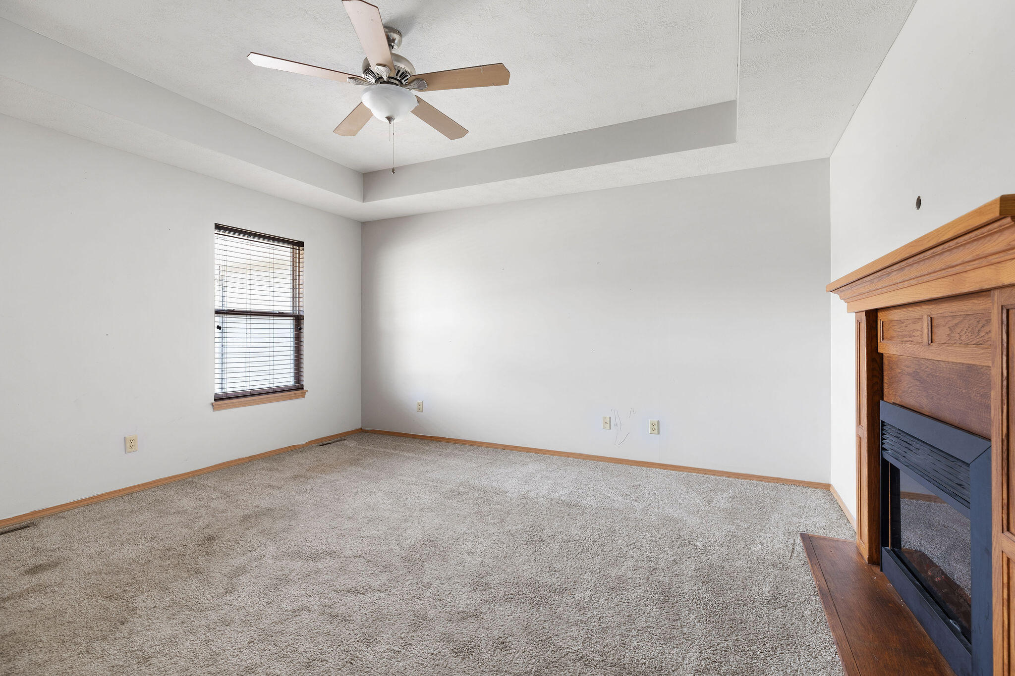 785 West Apache Street Property Photo 3