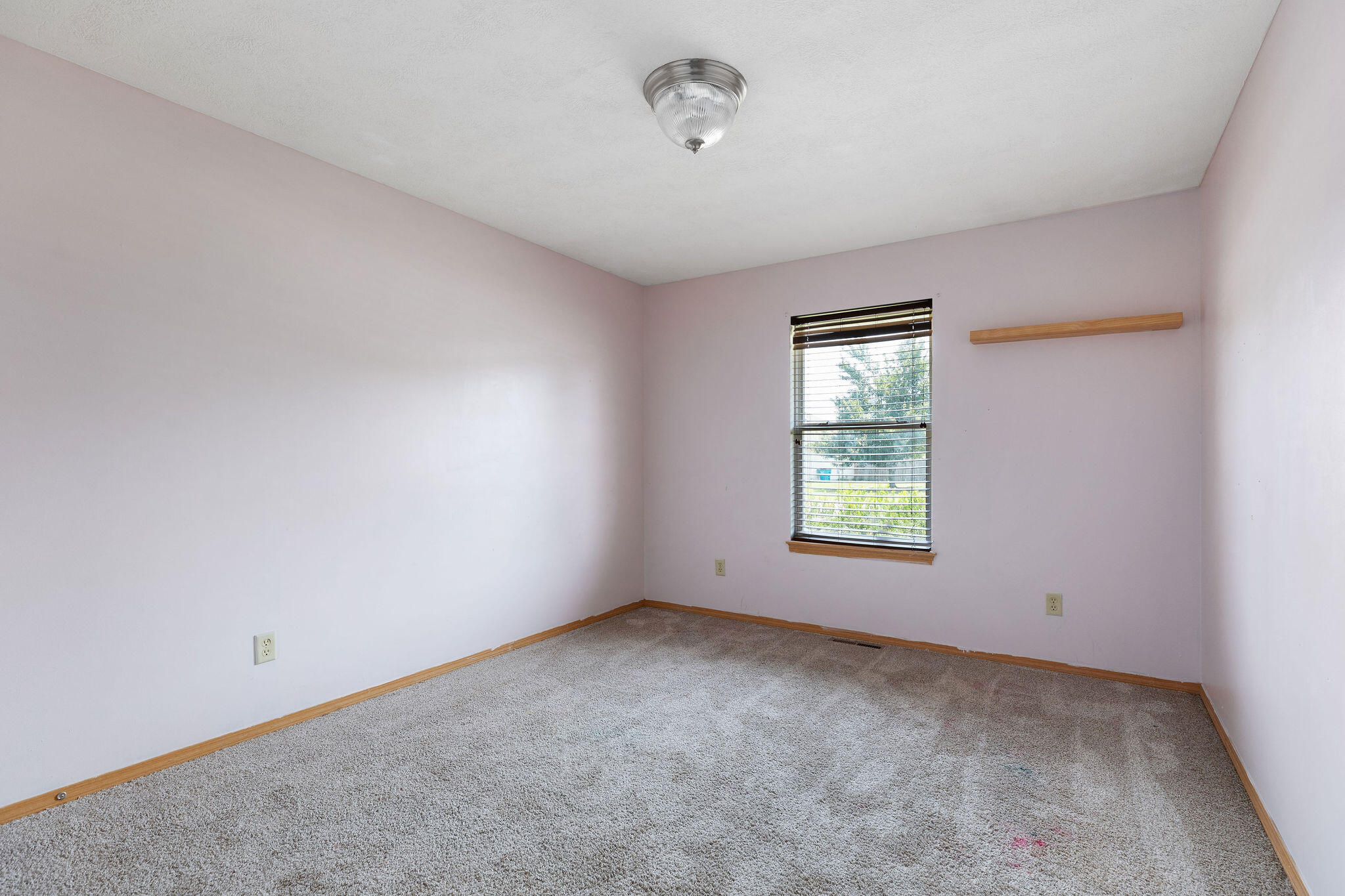 785 West Apache Street Property Photo 12