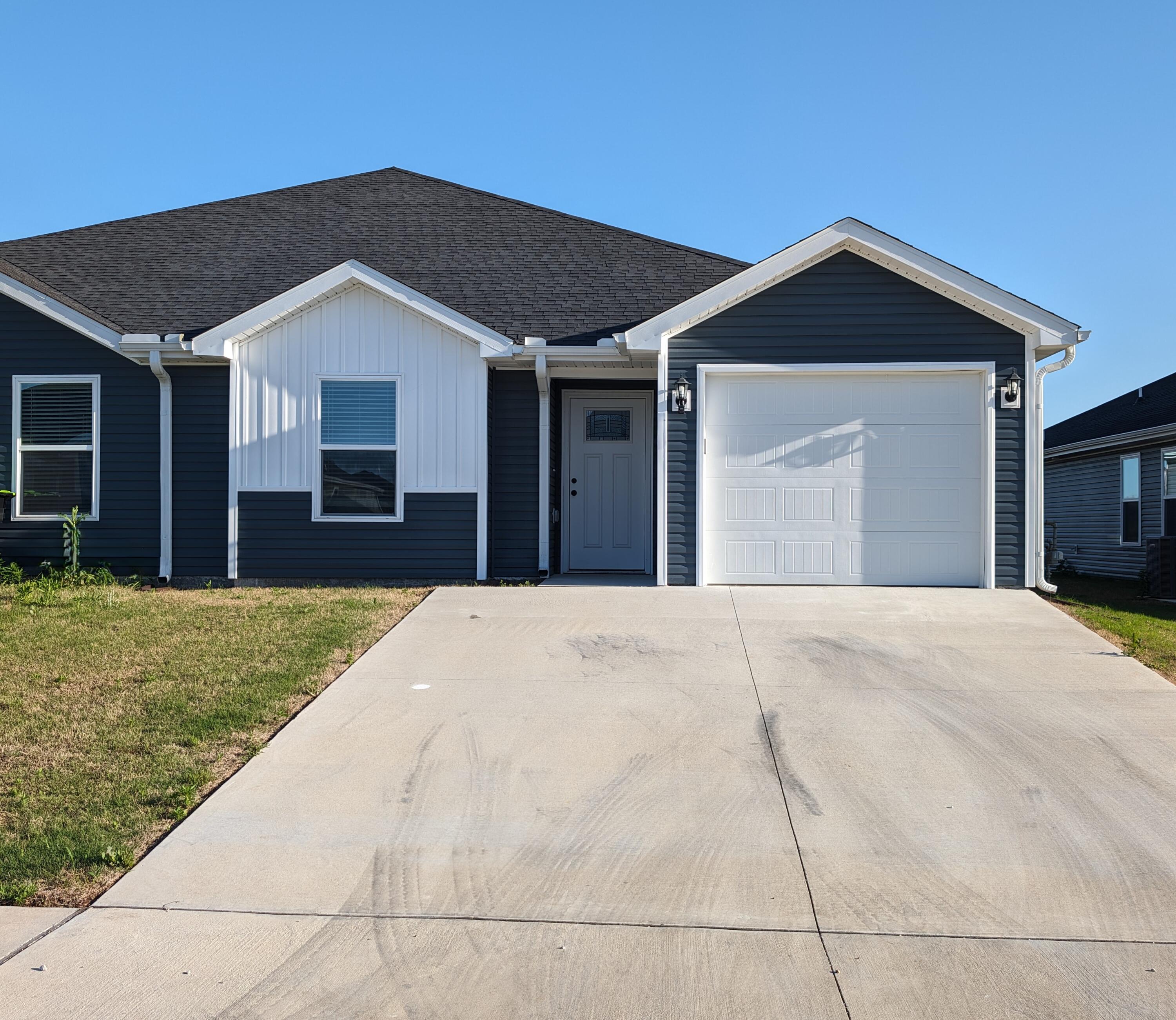 318 Alex Jordan Drive Property Photo 1