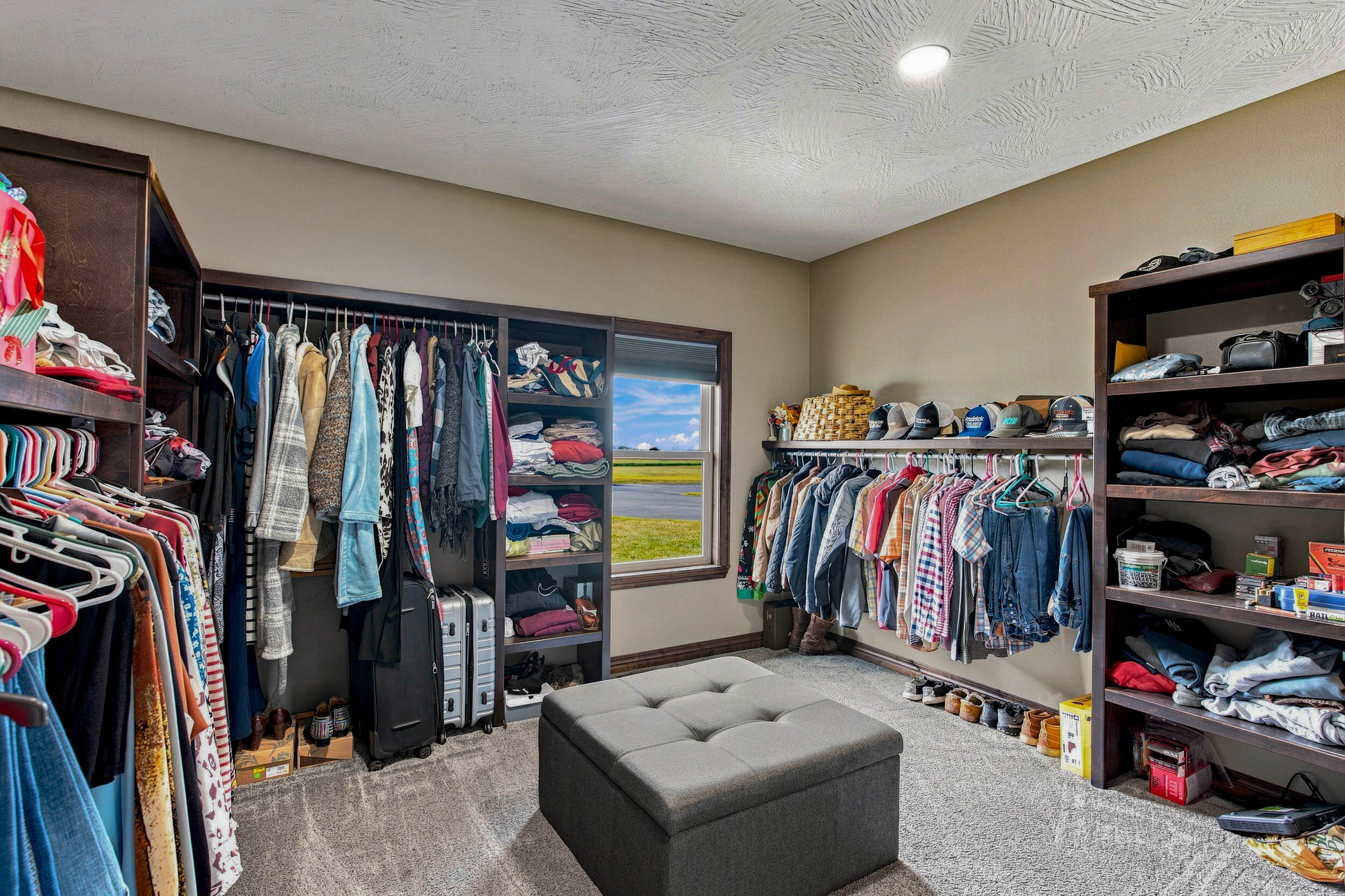 22554 Lawrence 1200 Property Photo 27
