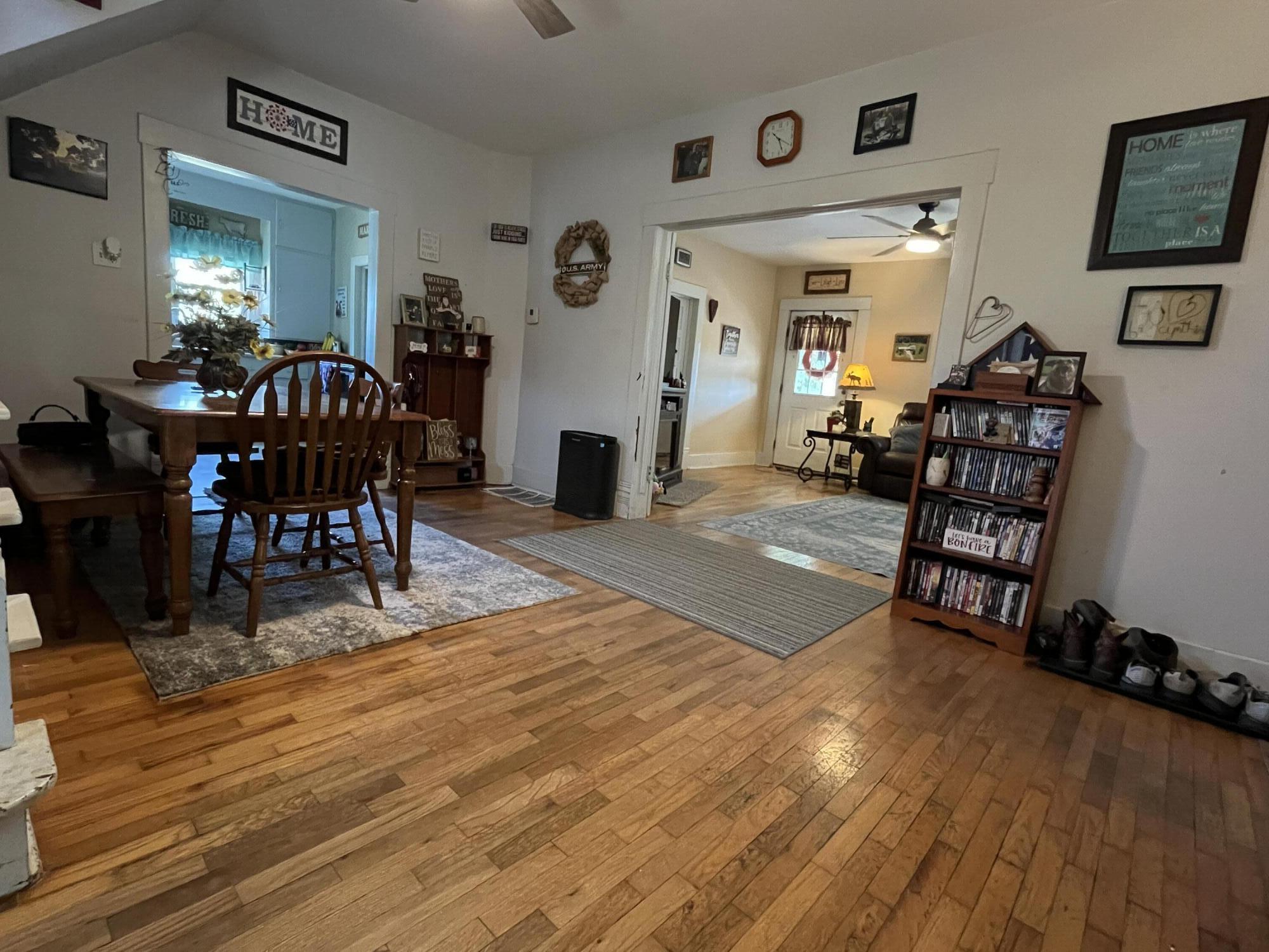 11014 Iris Road Property Photo 8