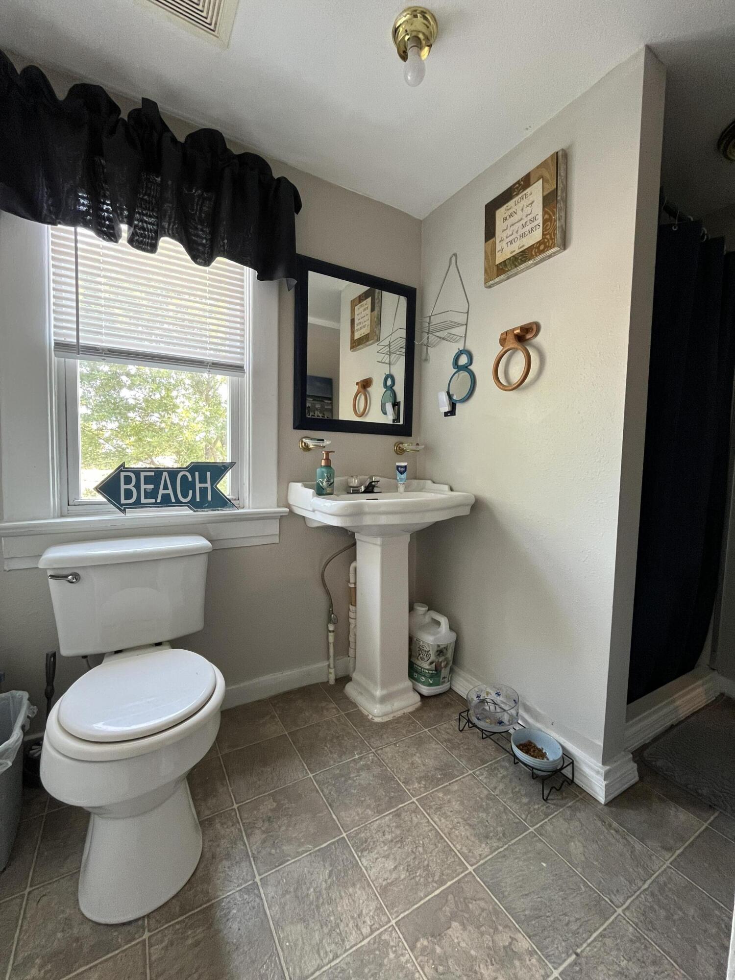 11014 Iris Road Property Photo 11