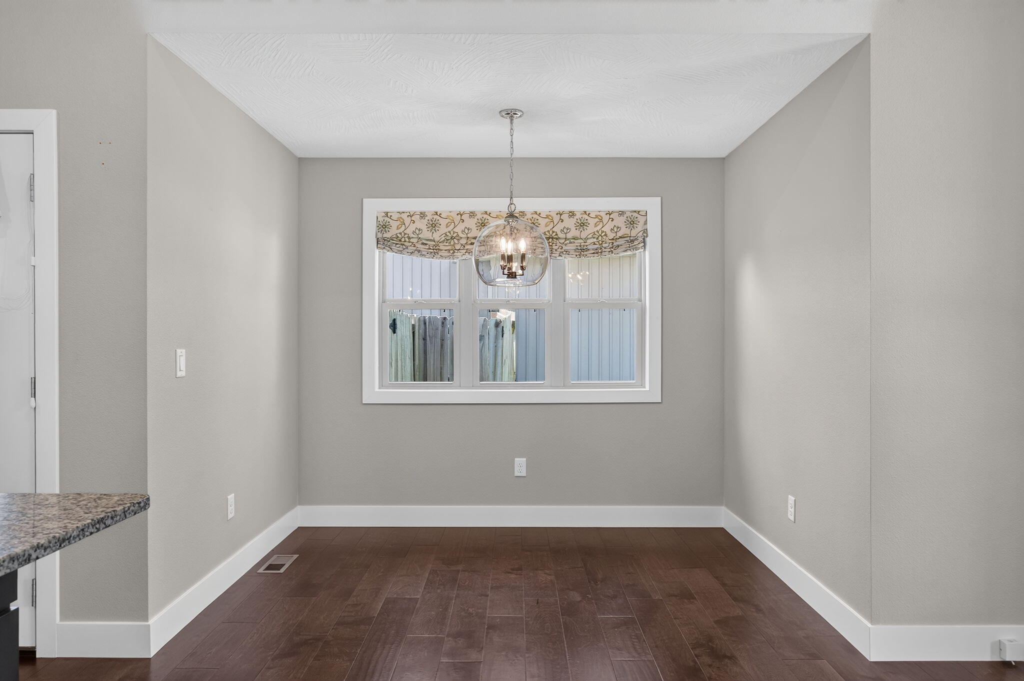 5746 East Park Place Property Photo 11