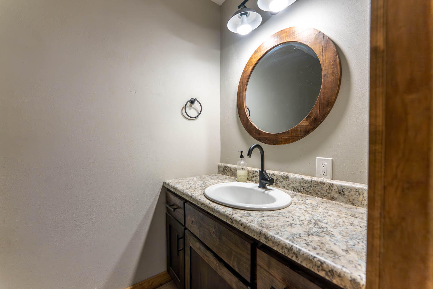 110 South County Road 243 Property Photo 60