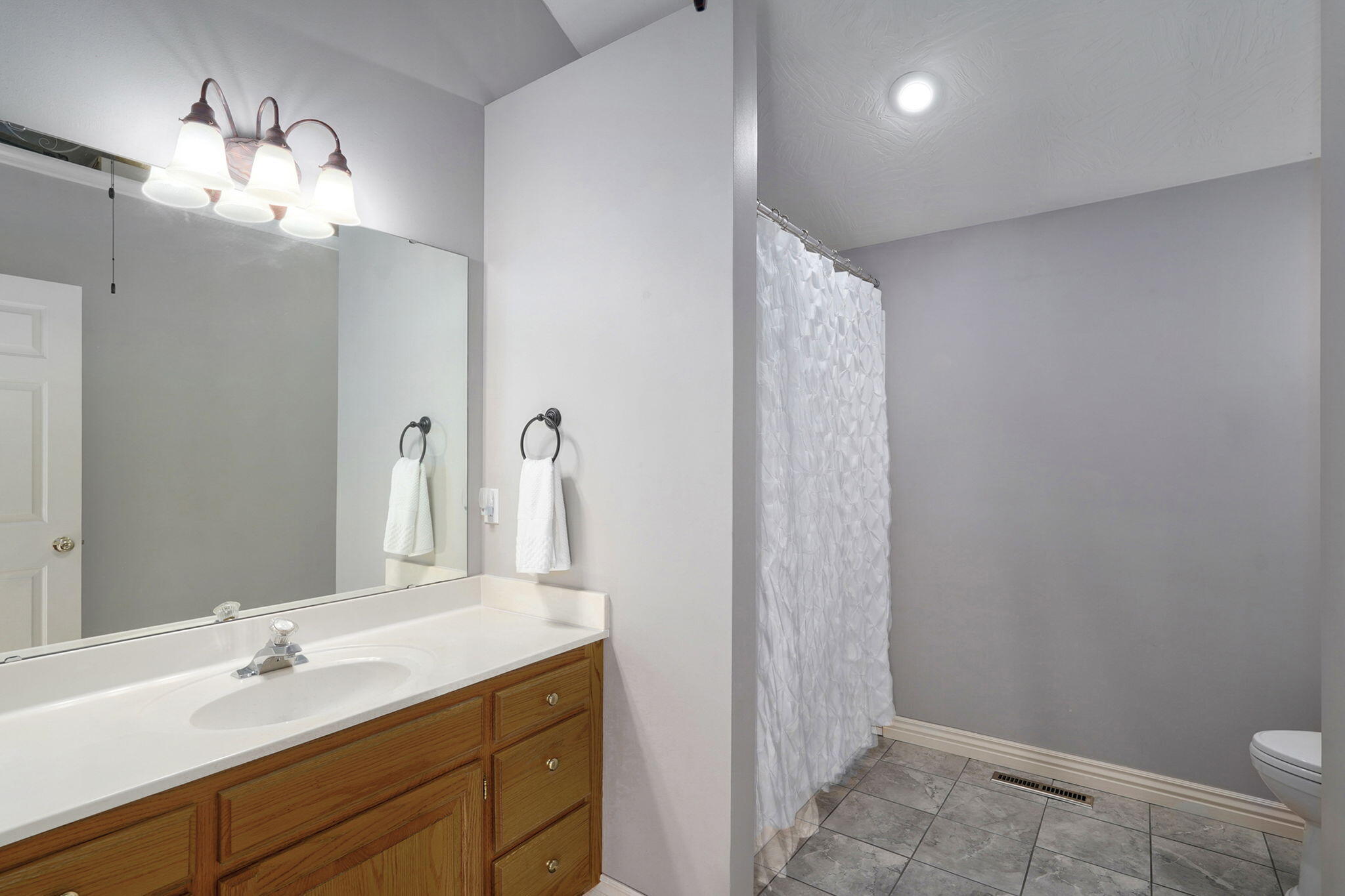 345 East Lafayette Street Property Photo 27