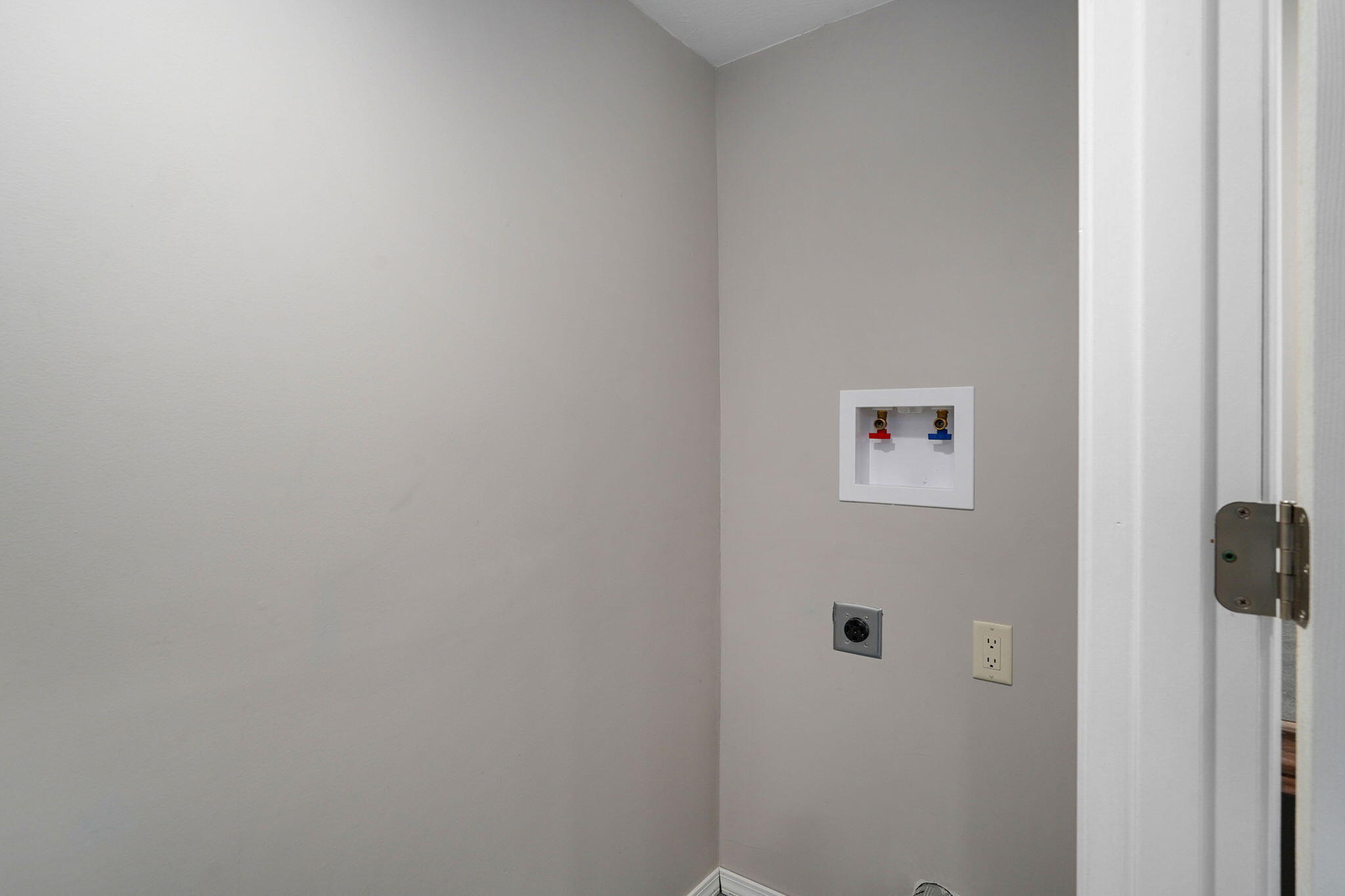 345 East Lafayette Street Property Photo 40