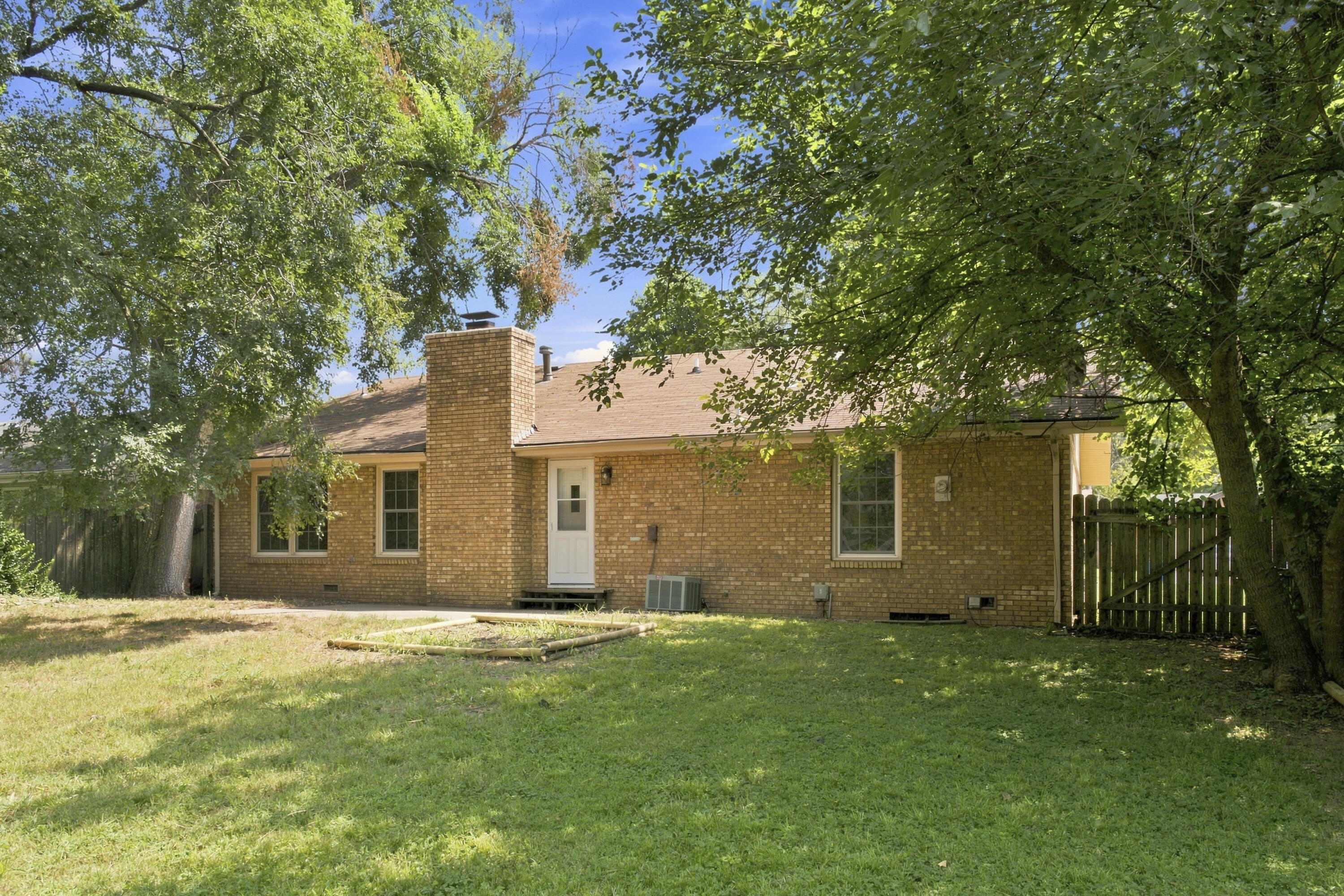 2013 South Grant Avenue Property Photo 22