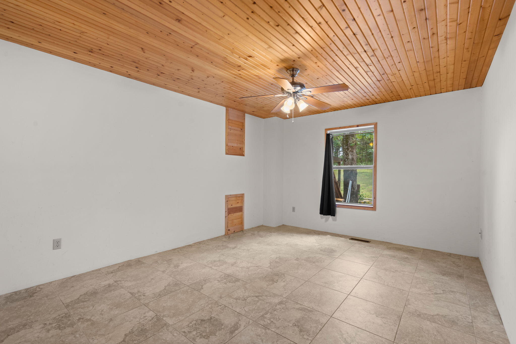 1161 Secluded Acres Road Property Photo 23