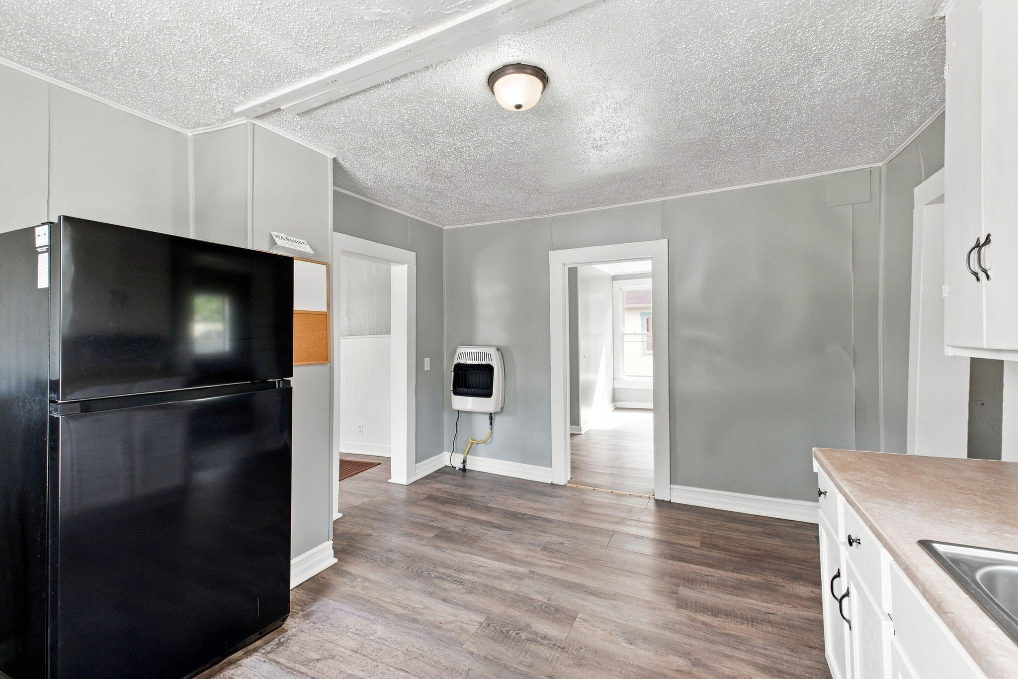 2424 West Elm Street Property Photo 10