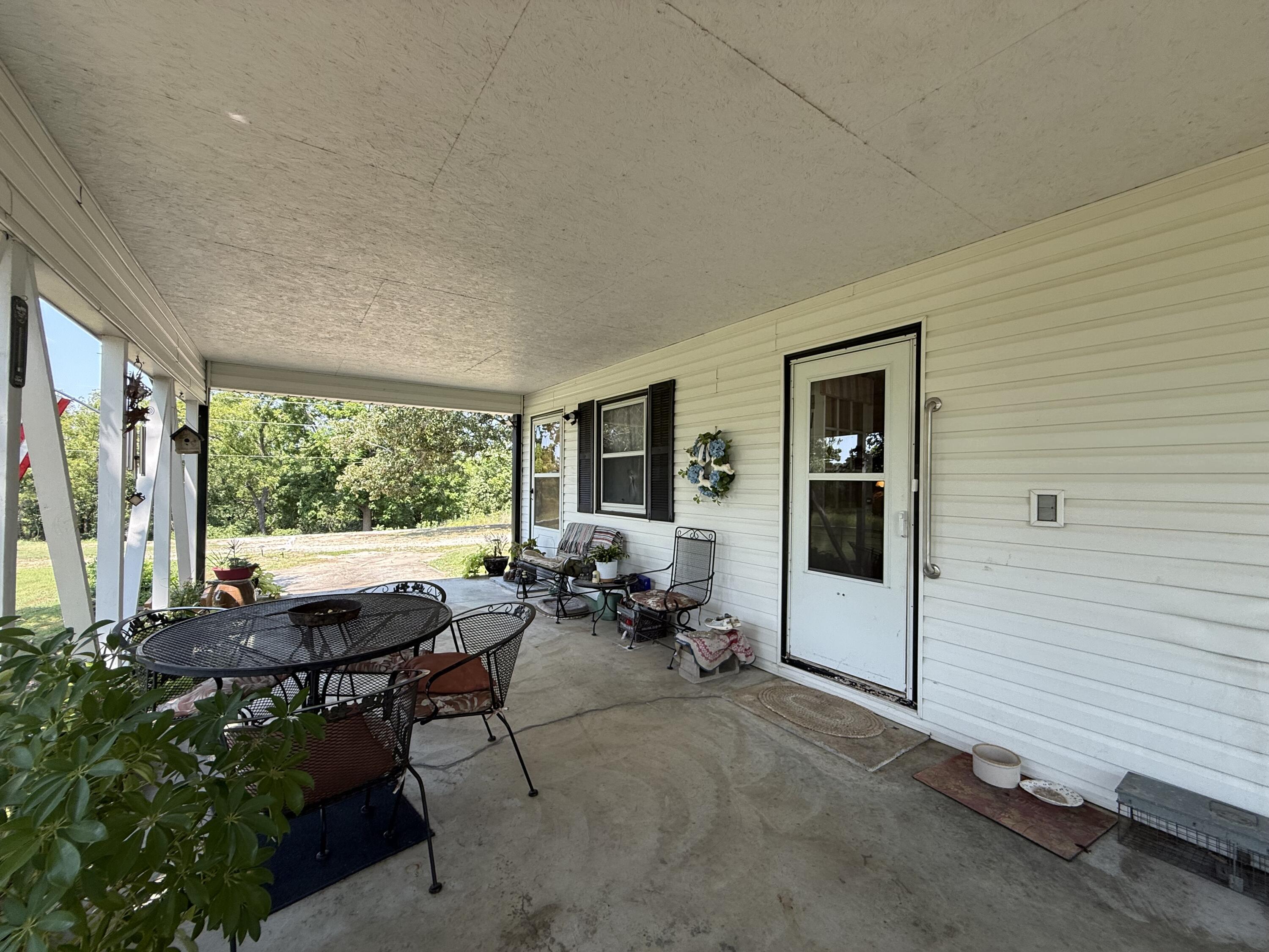 4109 State Highway 90 Property Photo 3