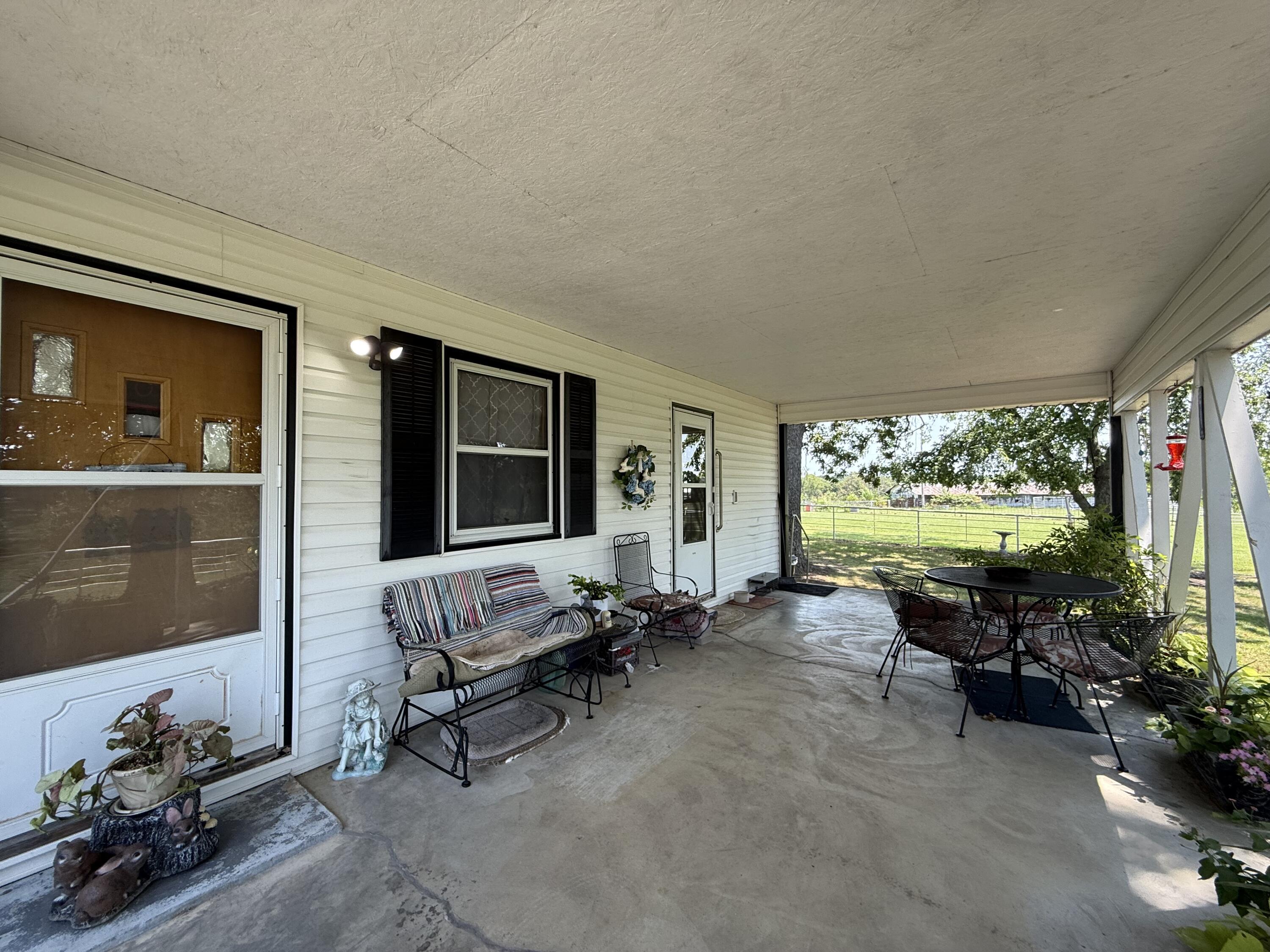 4109 State Highway 90 Property Photo 4
