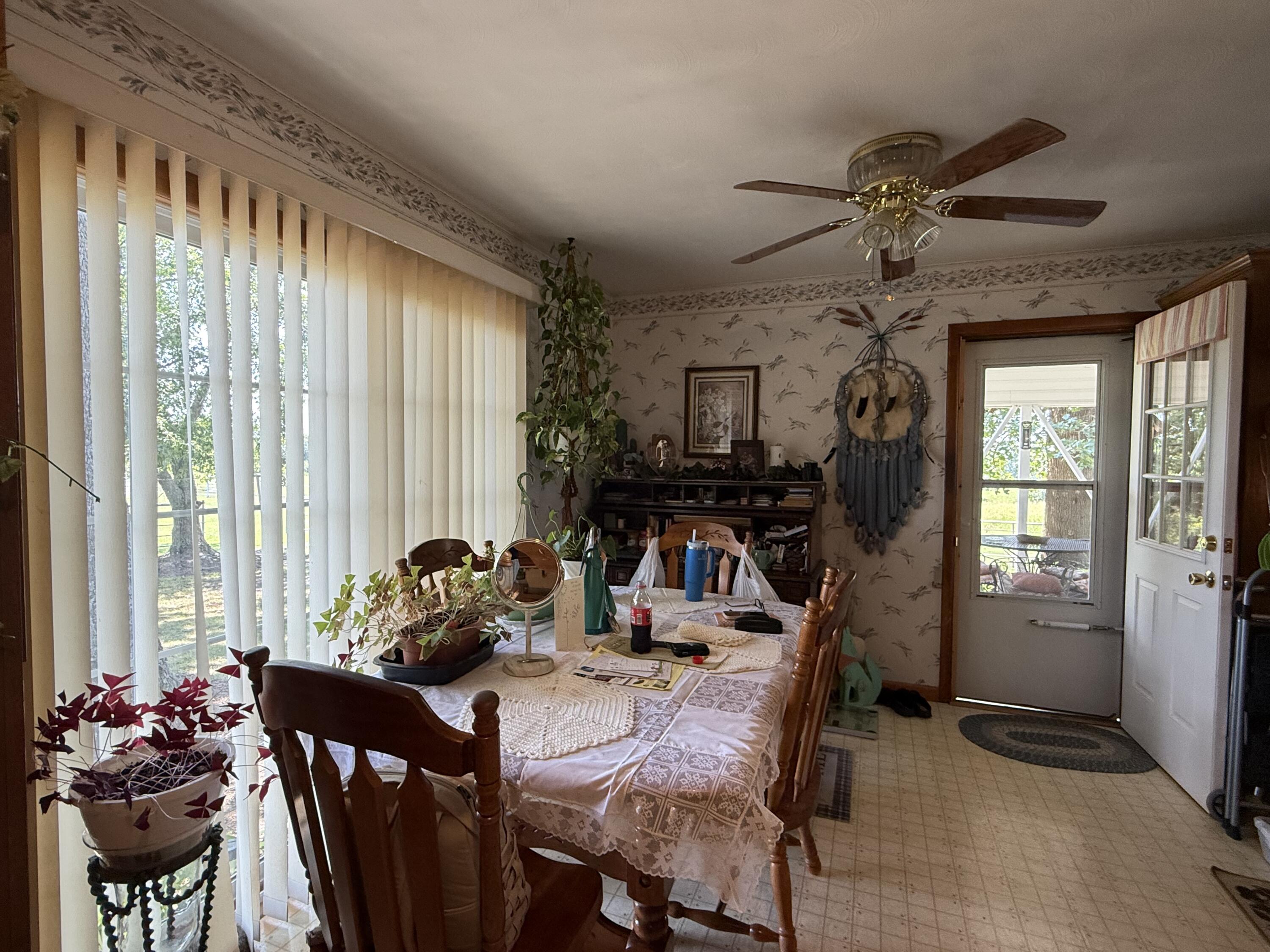 4109 State Highway 90 Property Photo 6