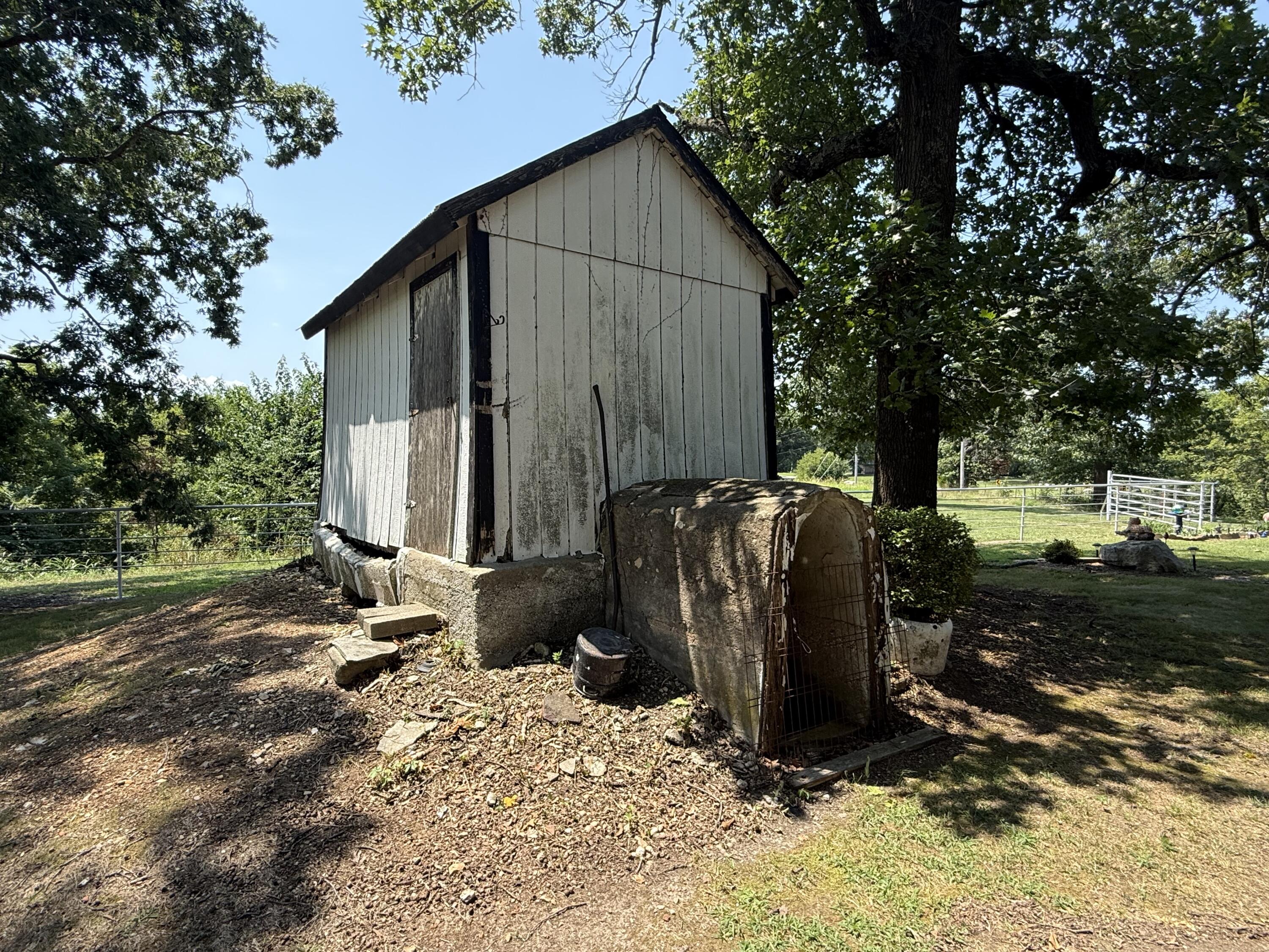 4109 State Highway 90 Property Photo 20