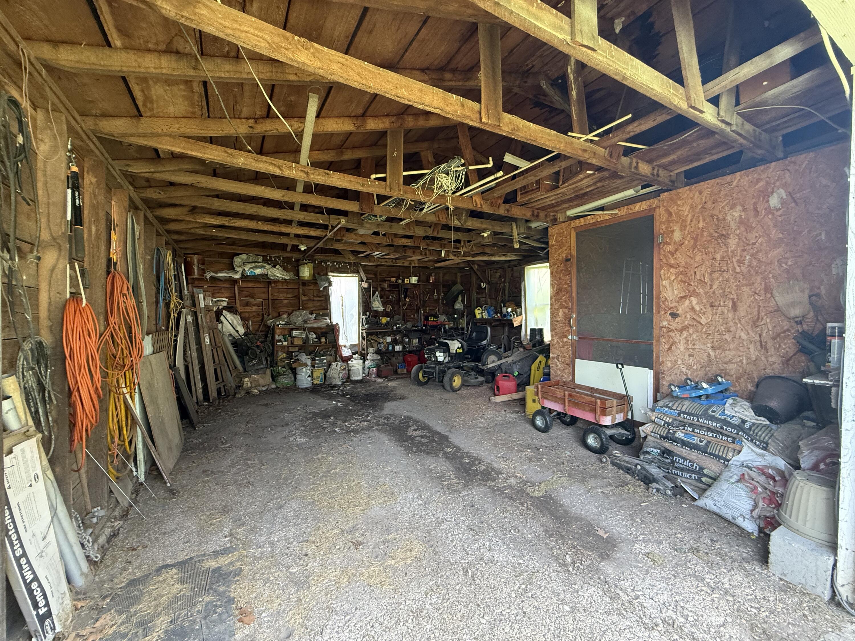 4109 State Highway 90 Property Photo 23