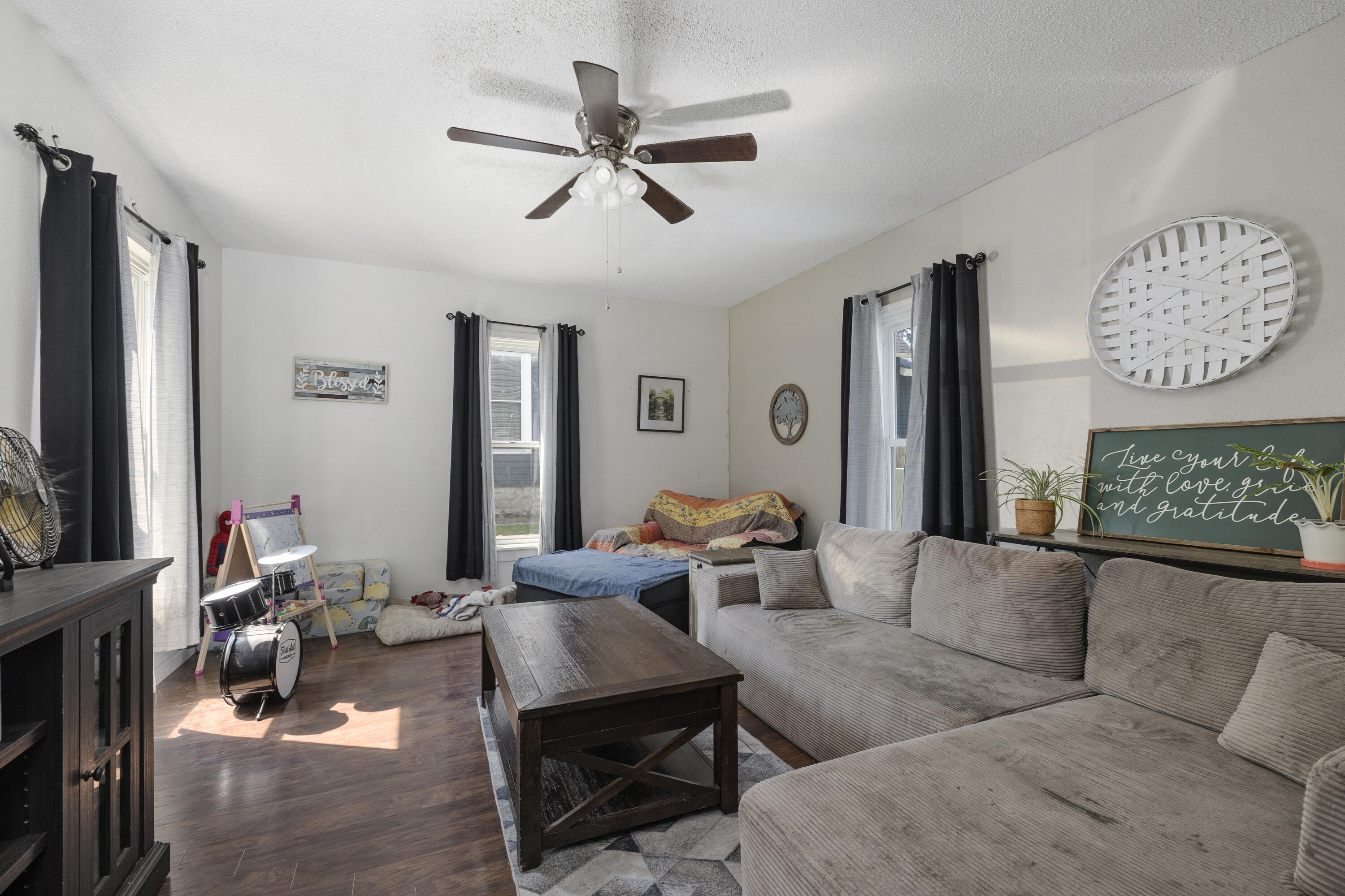 1409 South Maple Street Property Photo 6