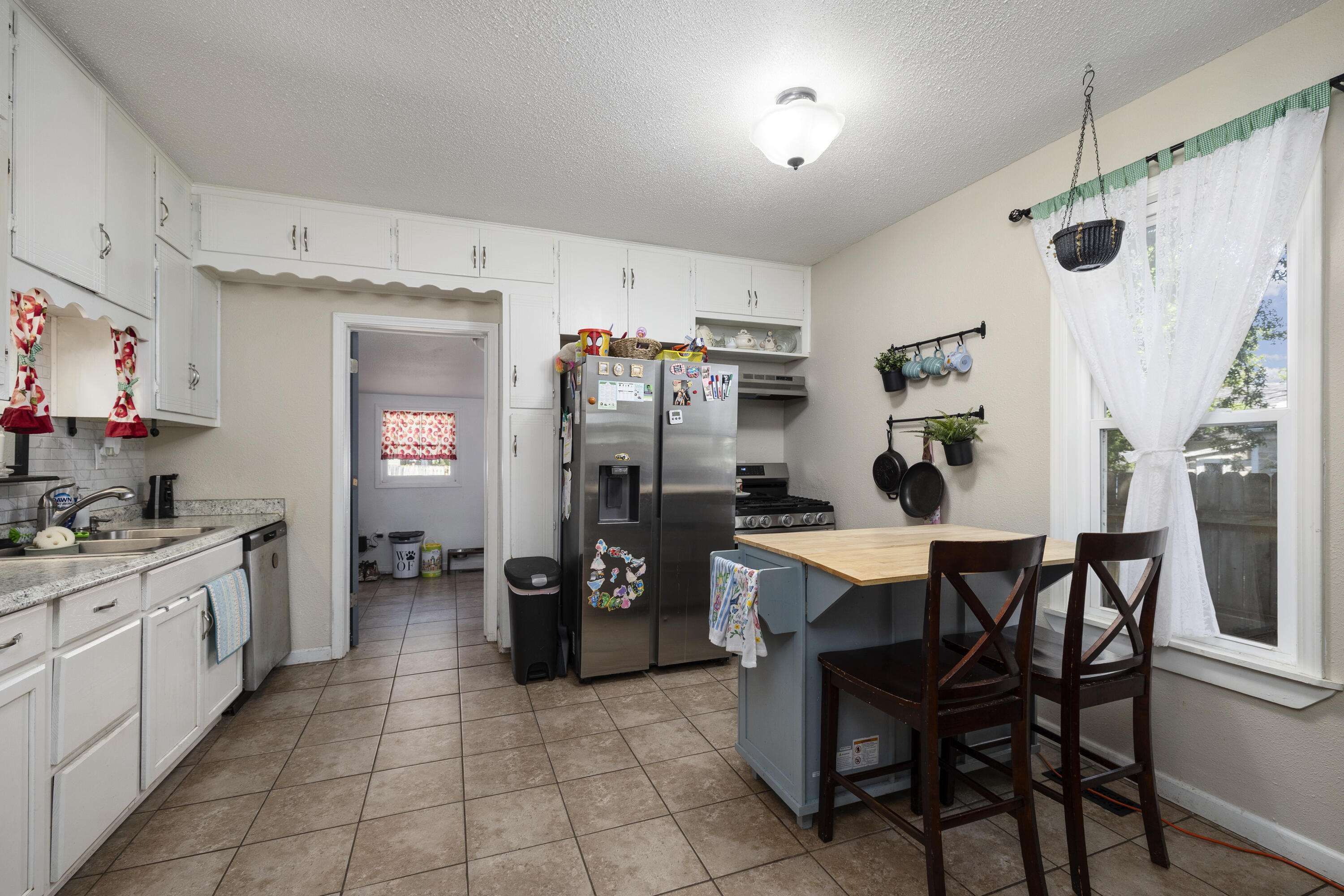 1409 South Maple Street Property Photo 8