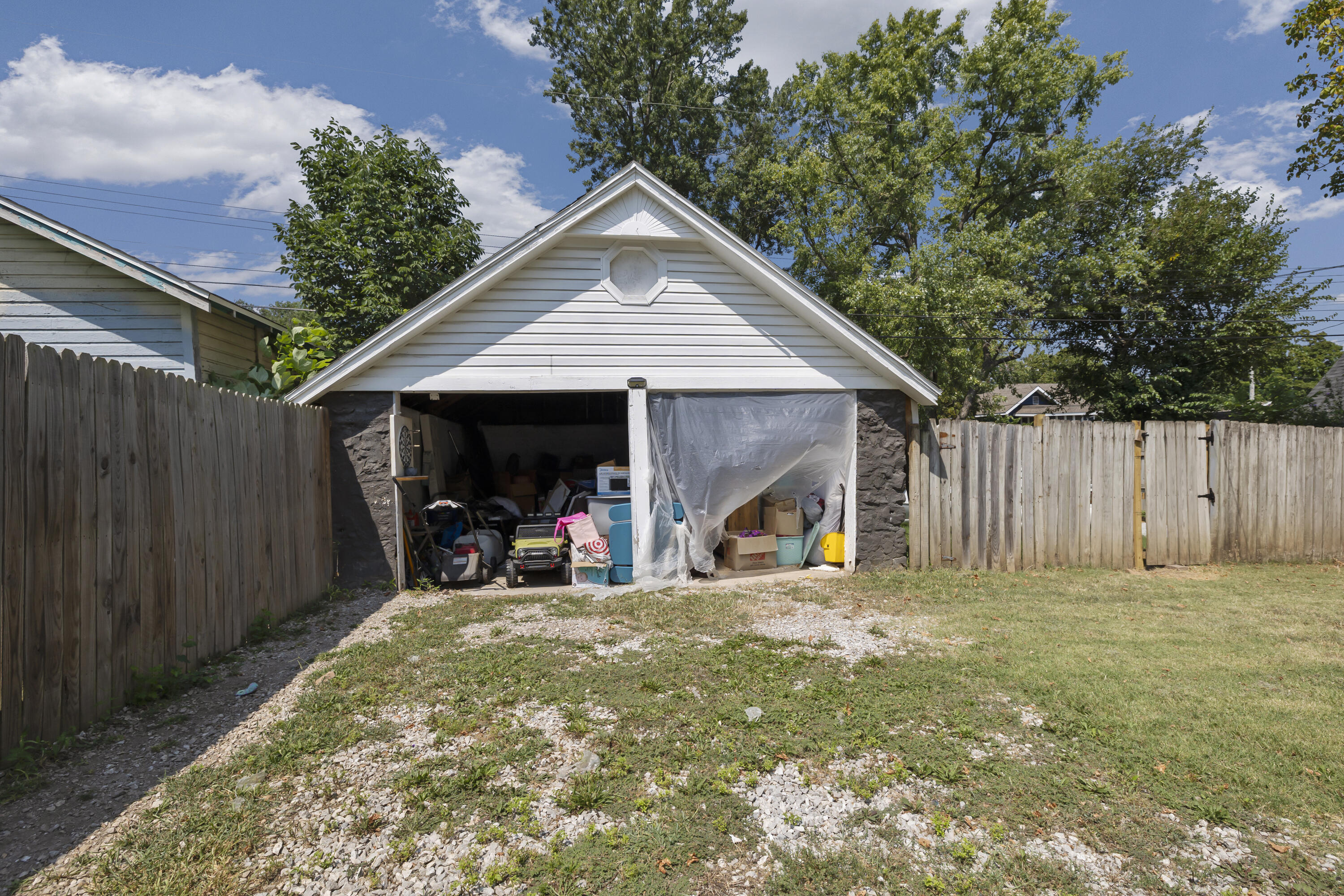 1409 South Maple Street Property Photo 20