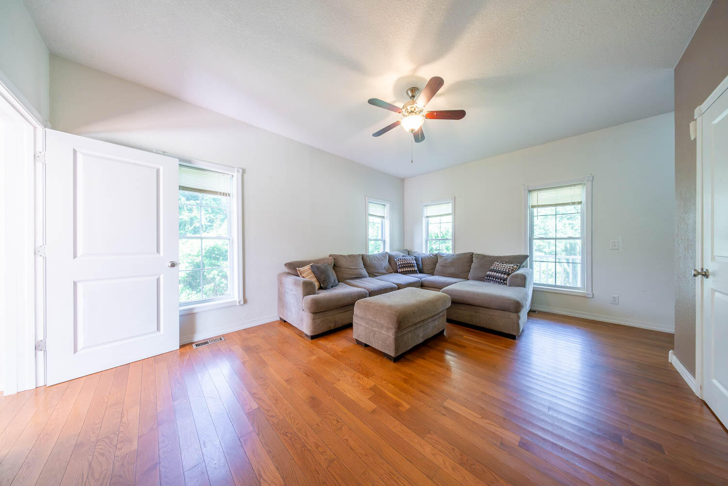 121 Clingan Avenue Property Photo 26