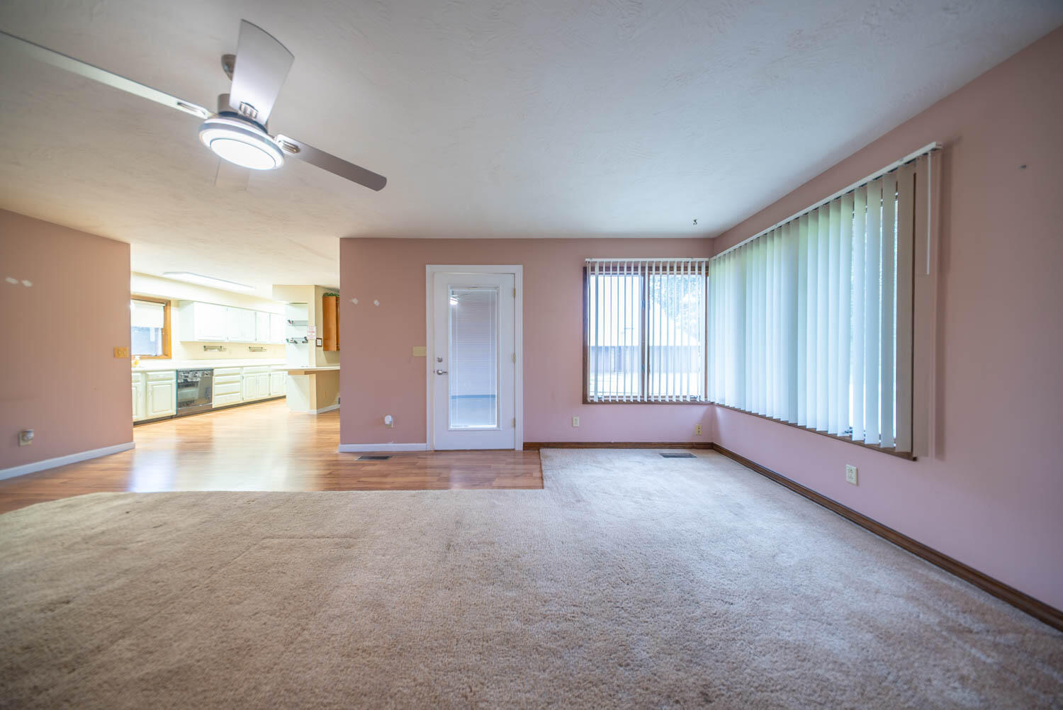 1912 Hh Highway Property Photo 4