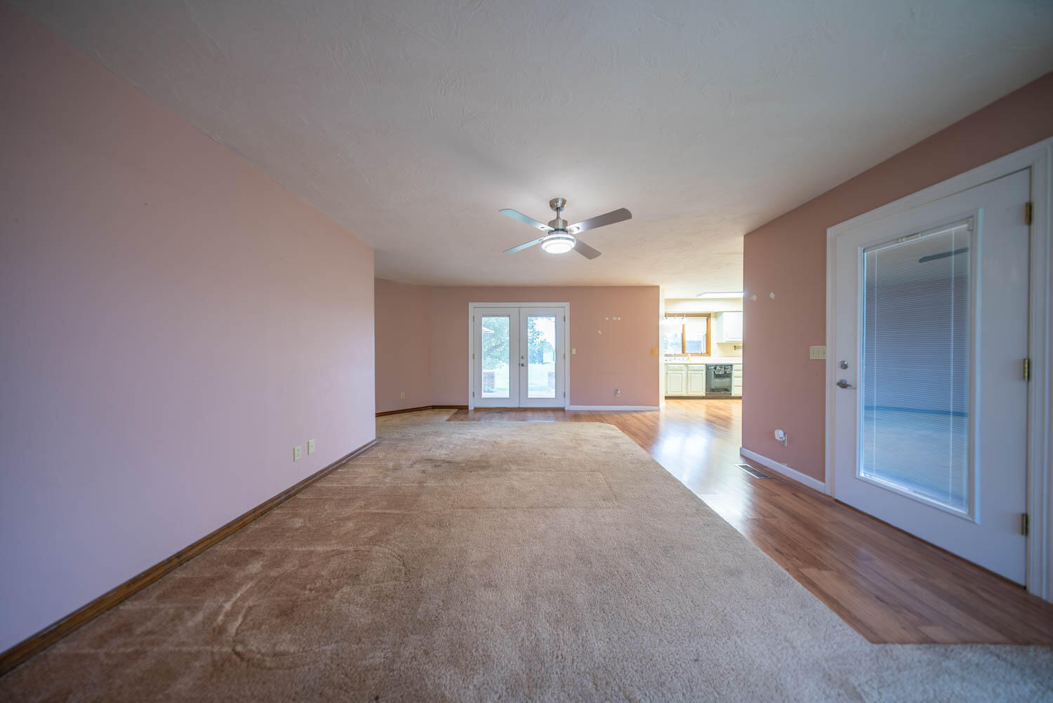 1912 Hh Highway Property Photo 5