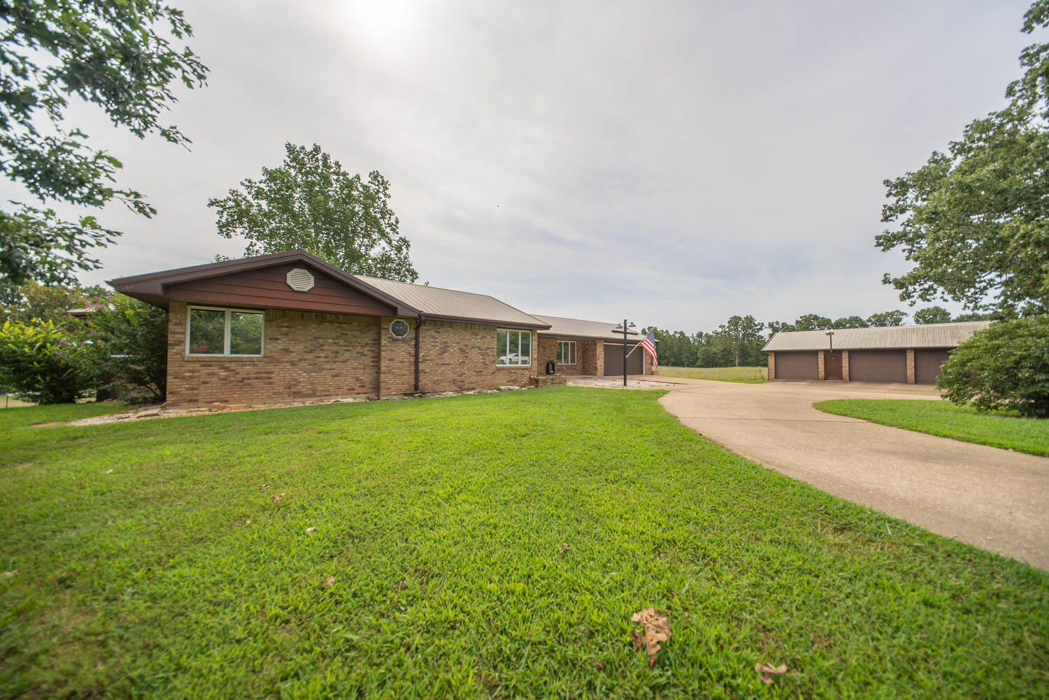 1912 Hh Highway Property Photo 47