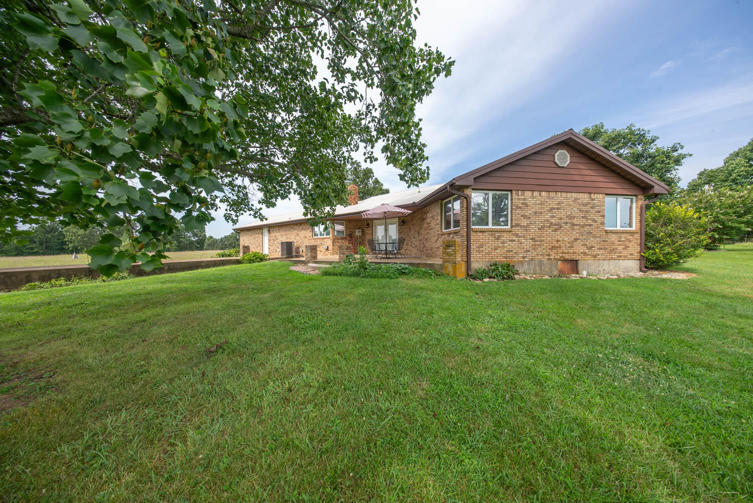 1912 Hh Highway Property Photo 52