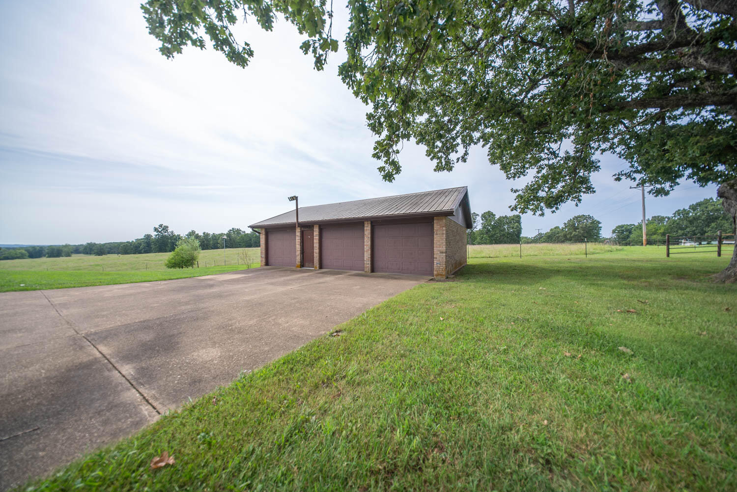 1912 Hh Highway Property Photo 53