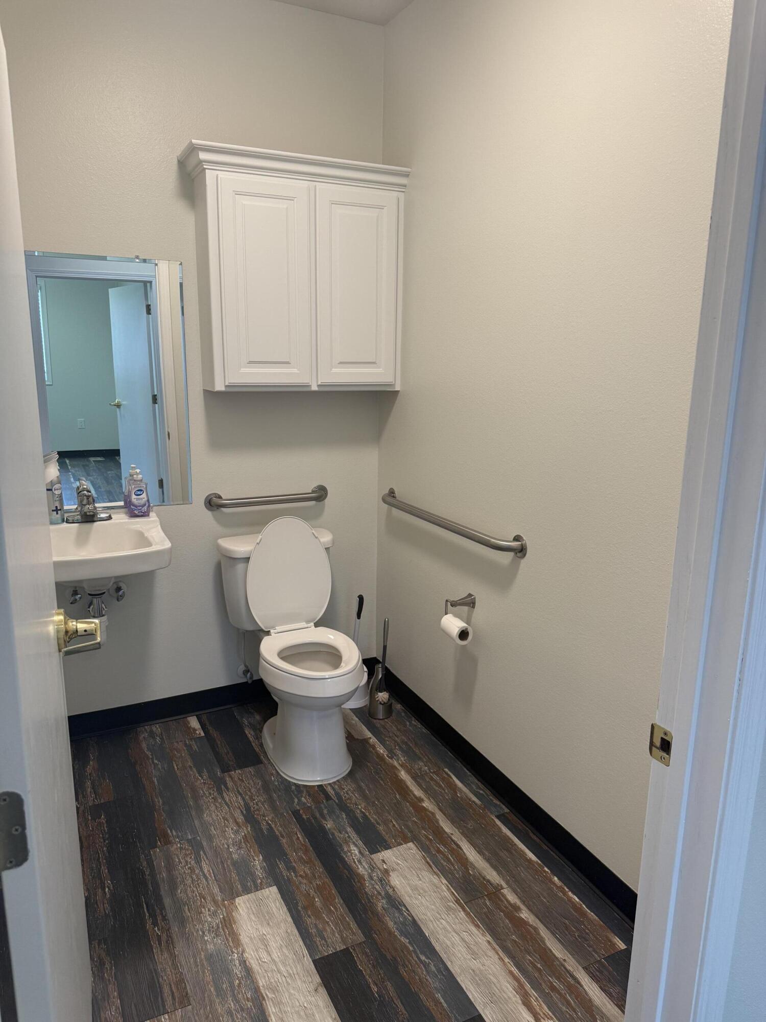 1350 East Kingsley Street # A101 Property Photo 8
