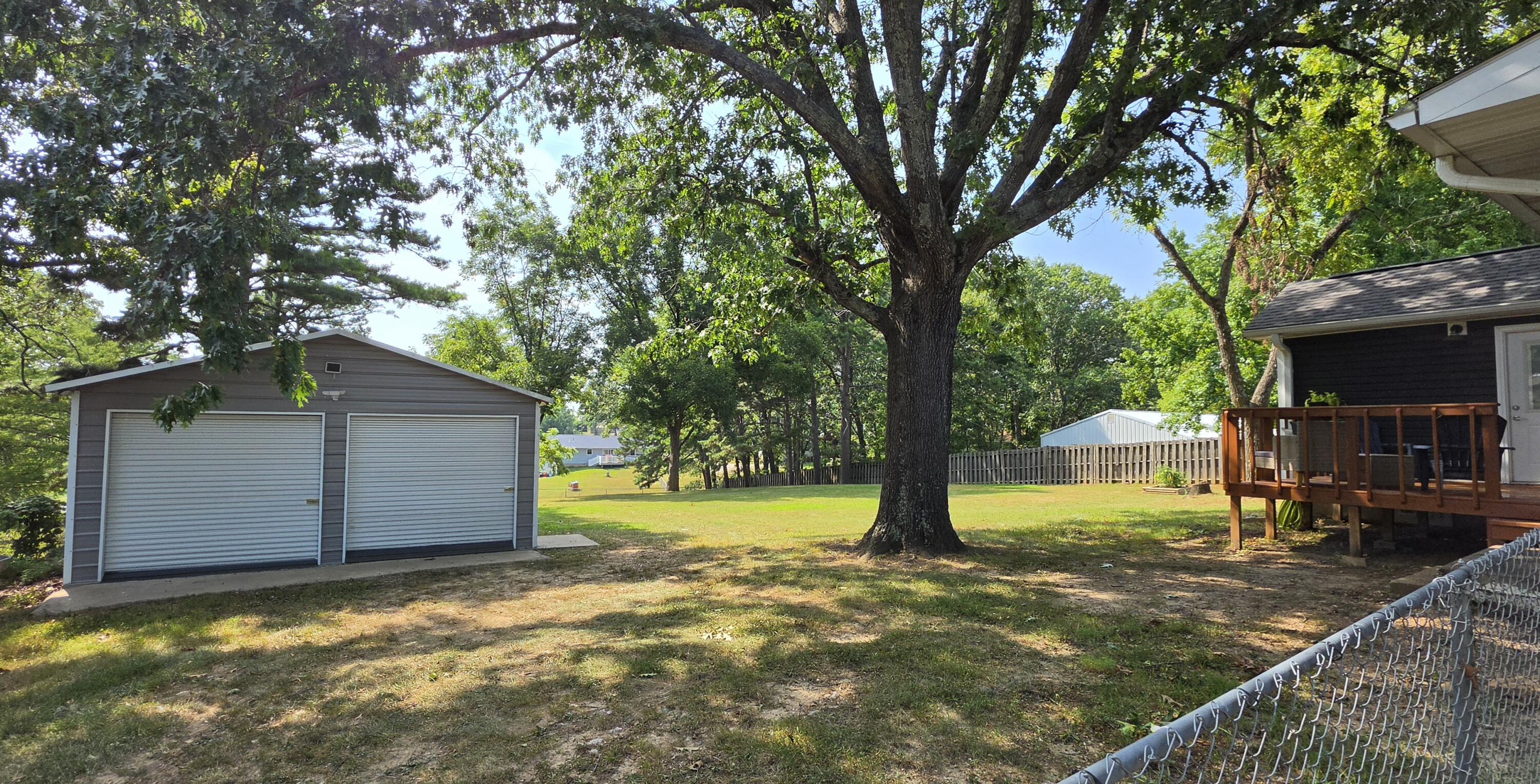 709 North Pine Street Property Photo 25