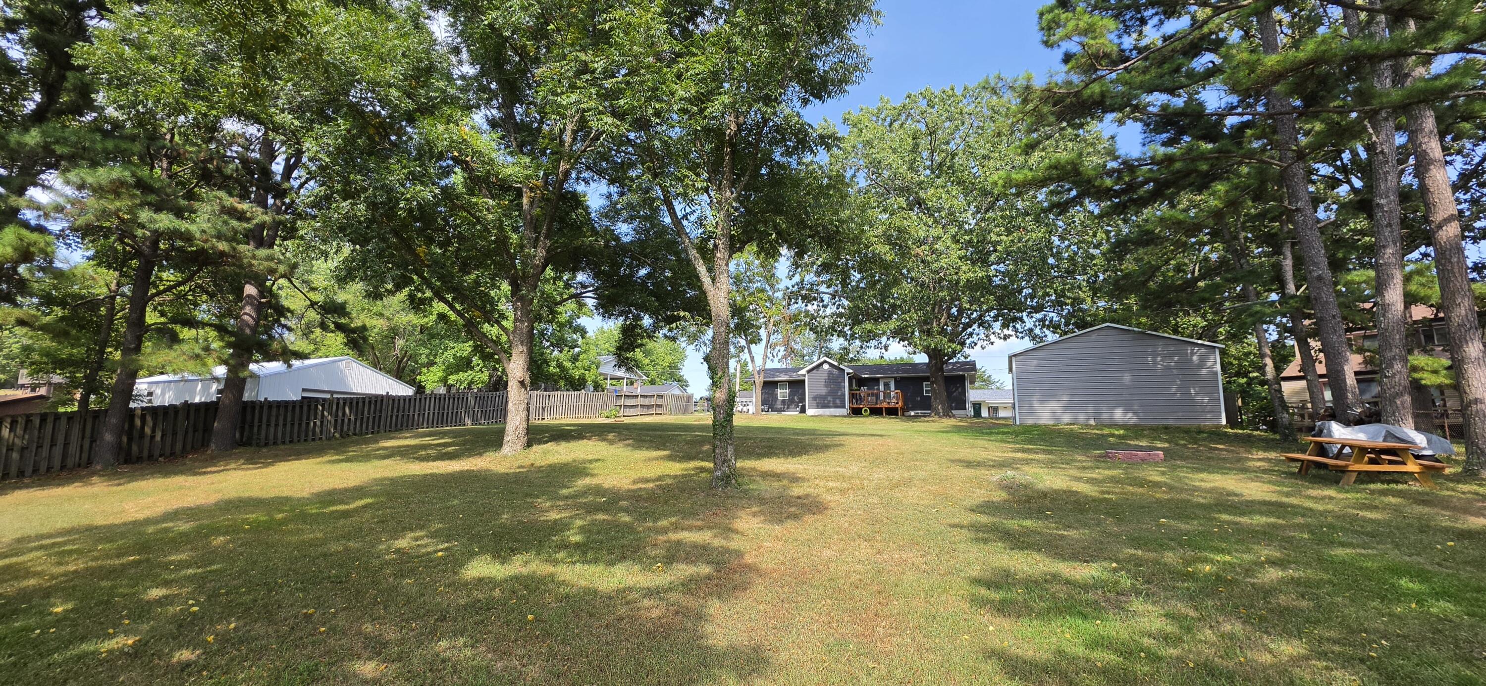 709 North Pine Street Property Photo 34
