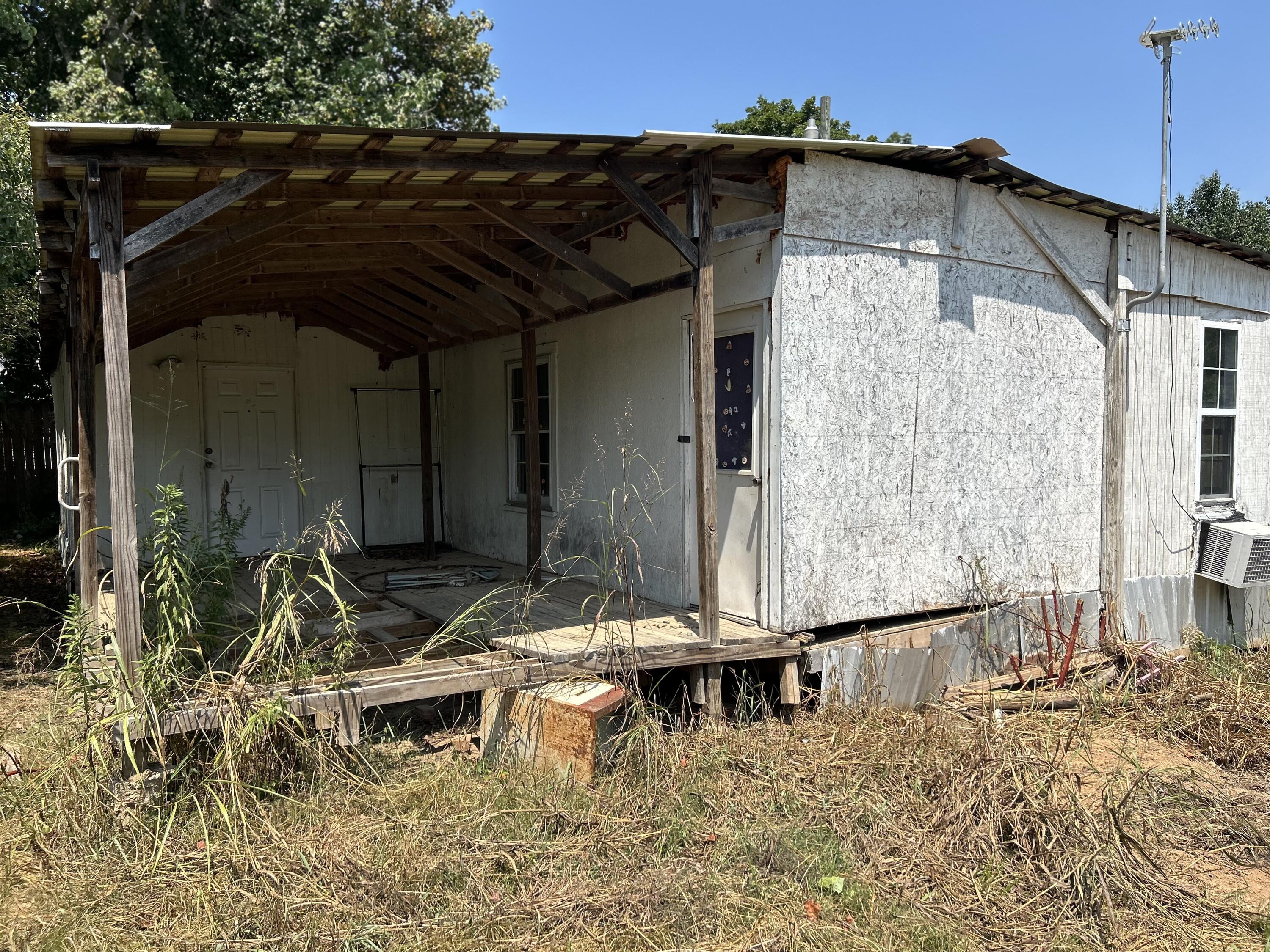 509 Monroe Street Property Photo 4