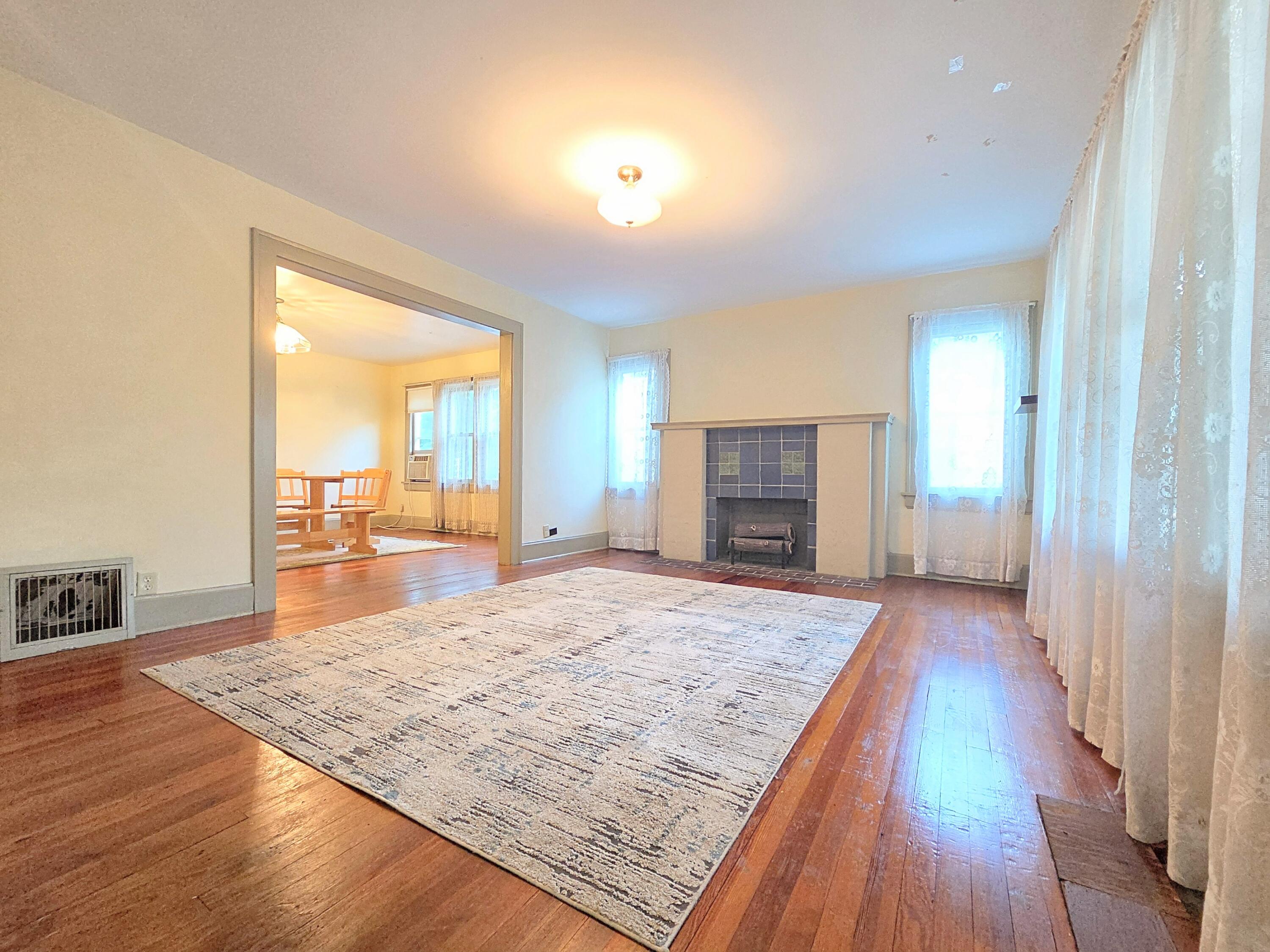 1106 South Florence Avenue Property Photo 20