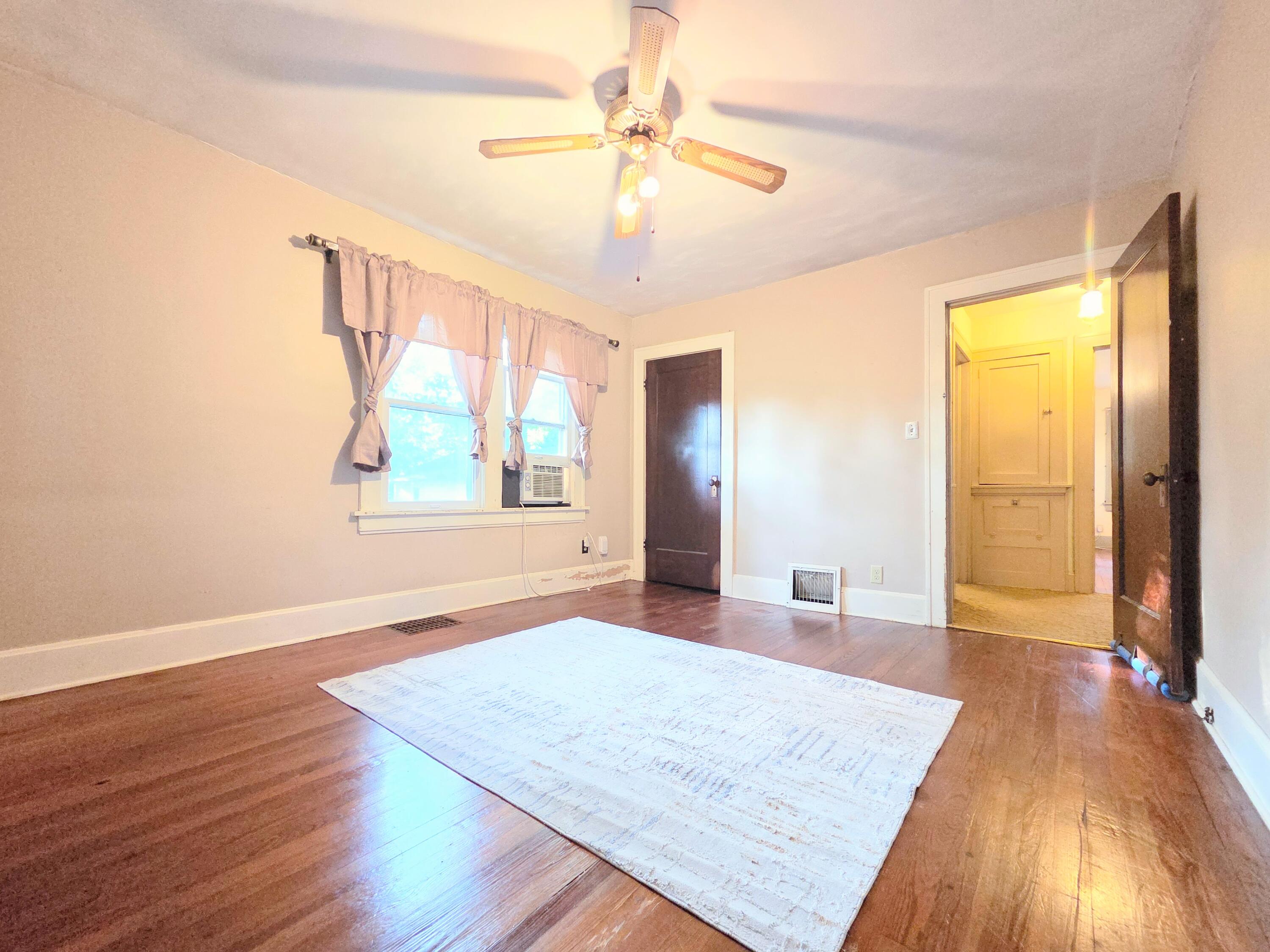1106 South Florence Avenue Property Photo 36