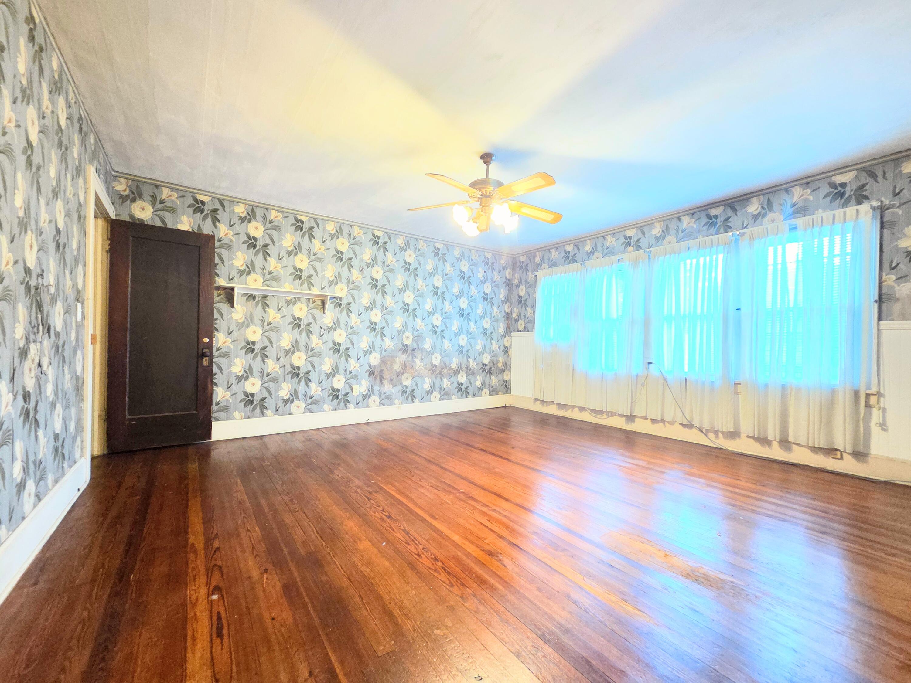 1106 South Florence Avenue Property Photo 49