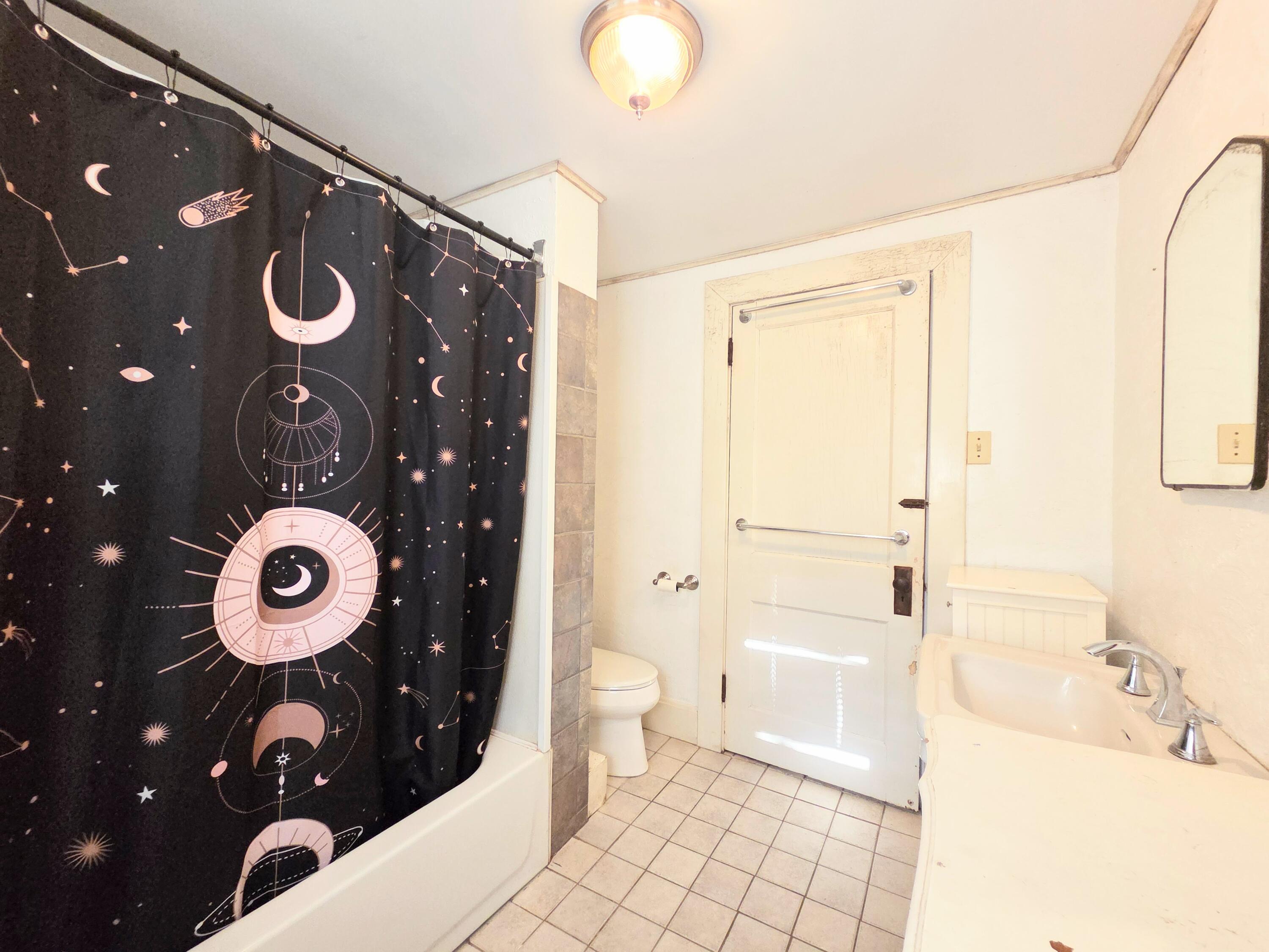 1106 South Florence Avenue Property Photo 54