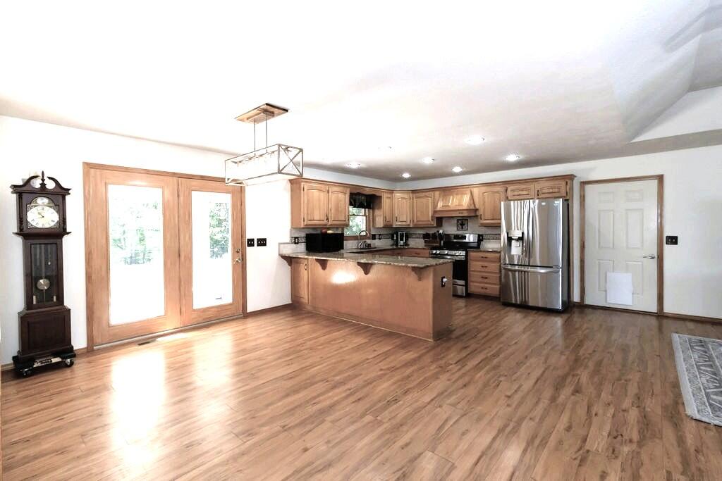2378 State Highway Ab Property Photo 15