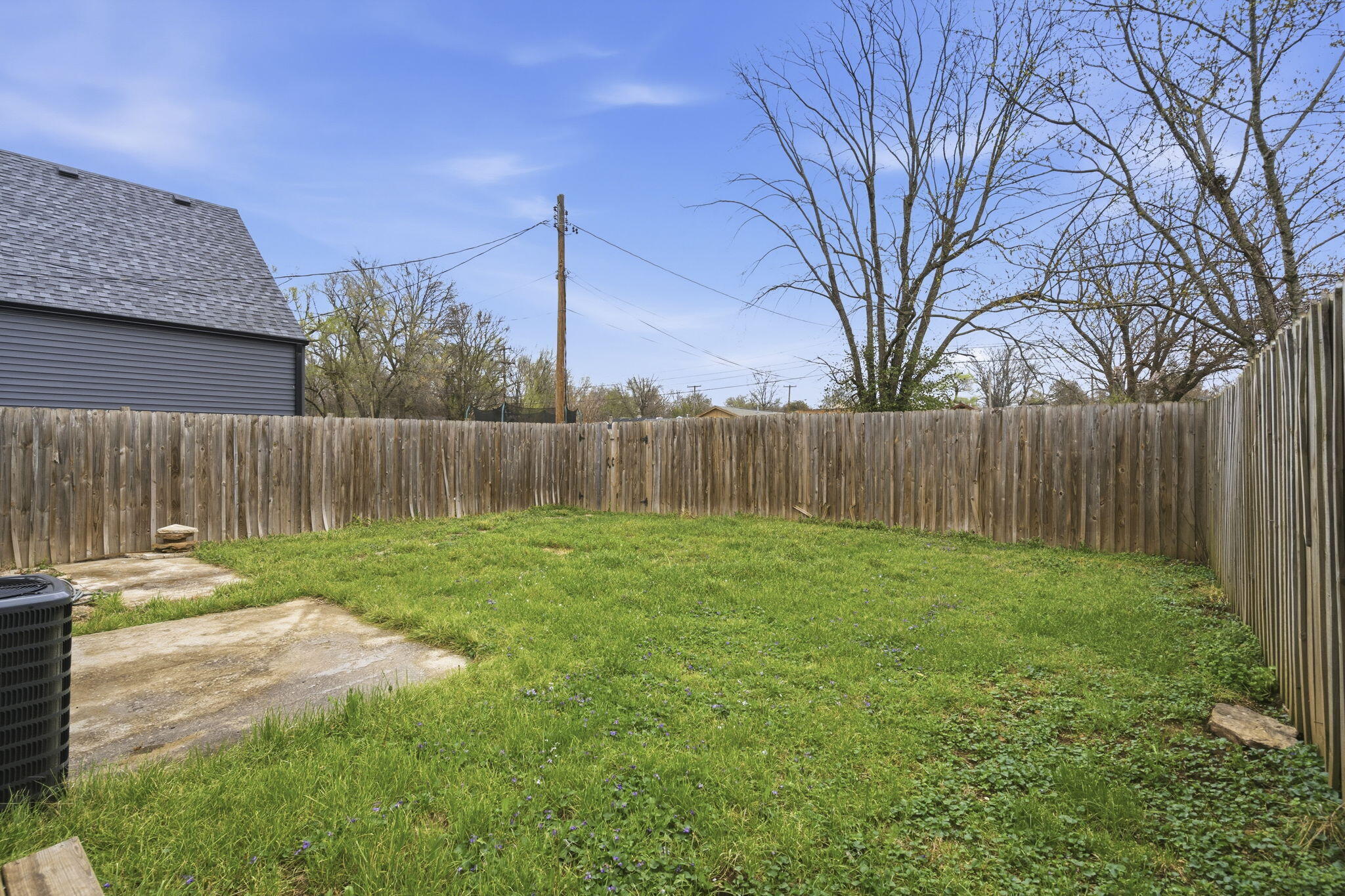 910 South Nettleton Avenue Property Photo 21