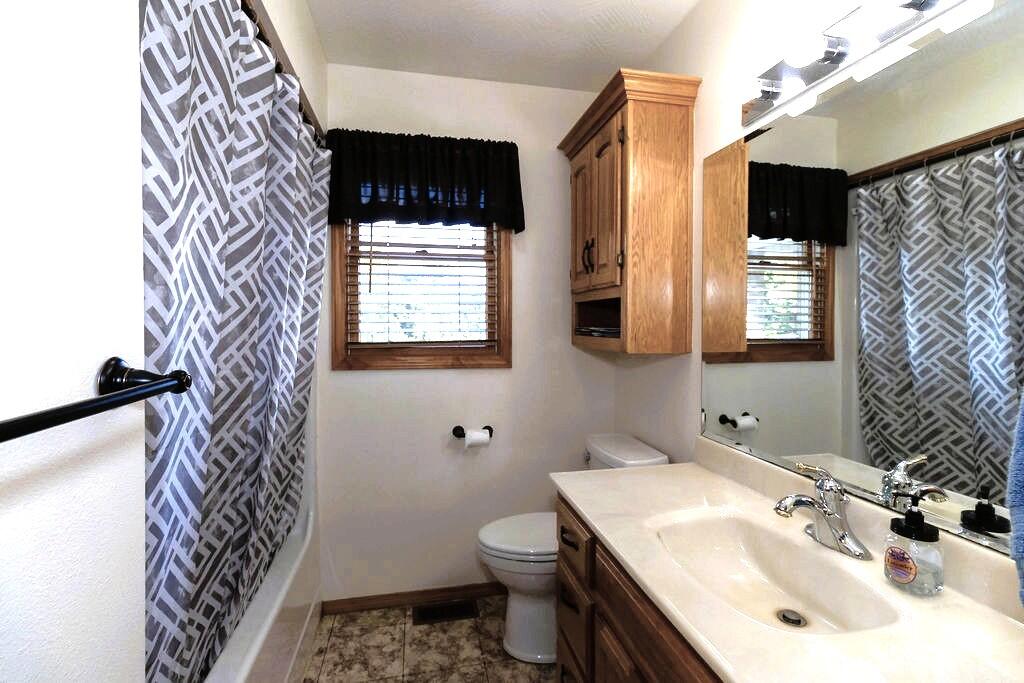 2378 State Highway Ab Property Photo 20