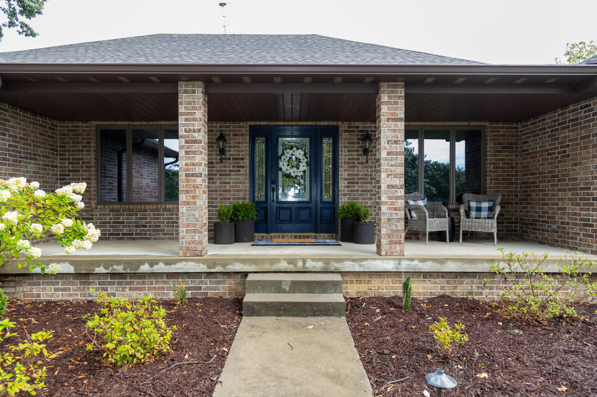 28410 Stone Ridge Circle Property Photo 5