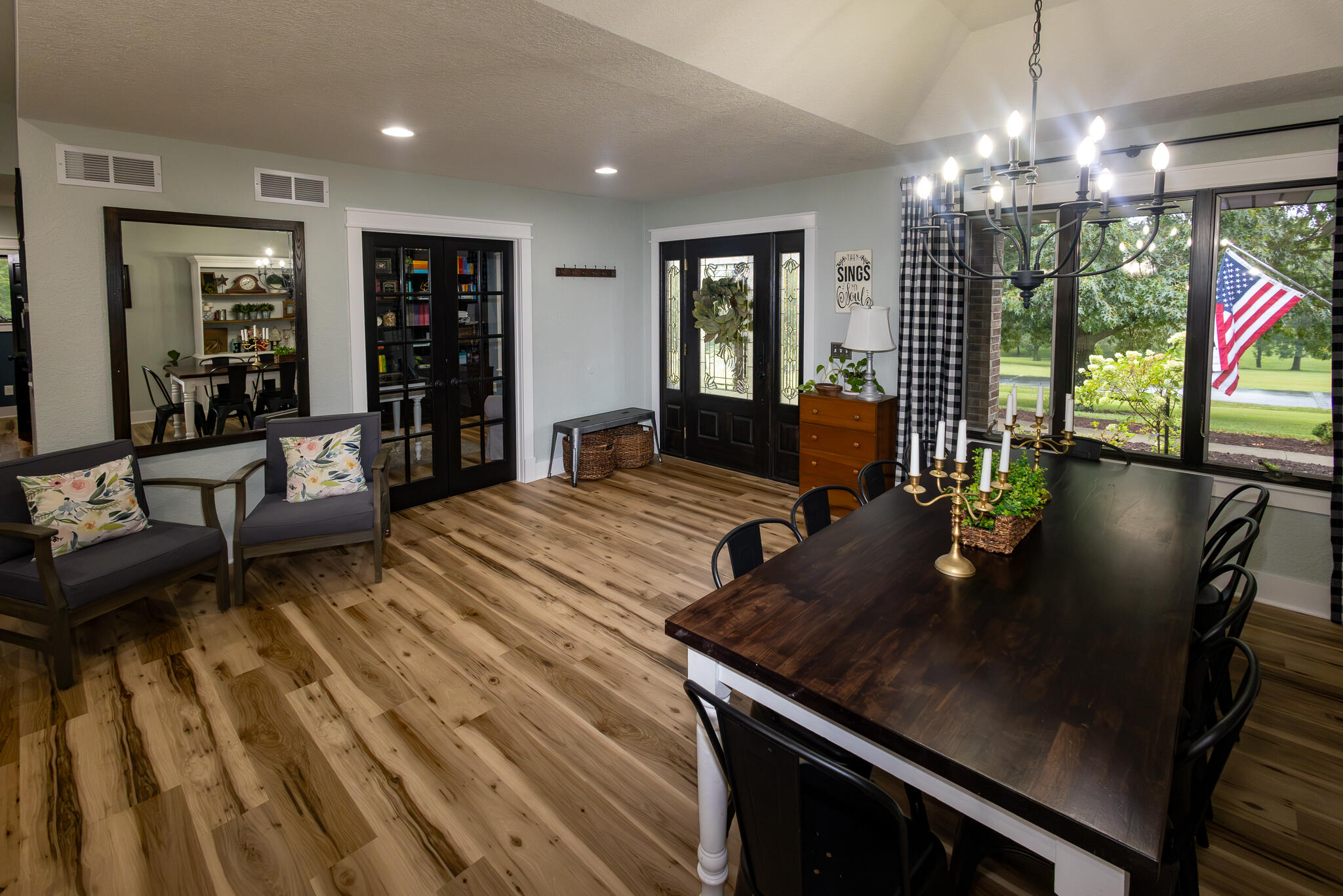 28410 Stone Ridge Circle Property Photo 5