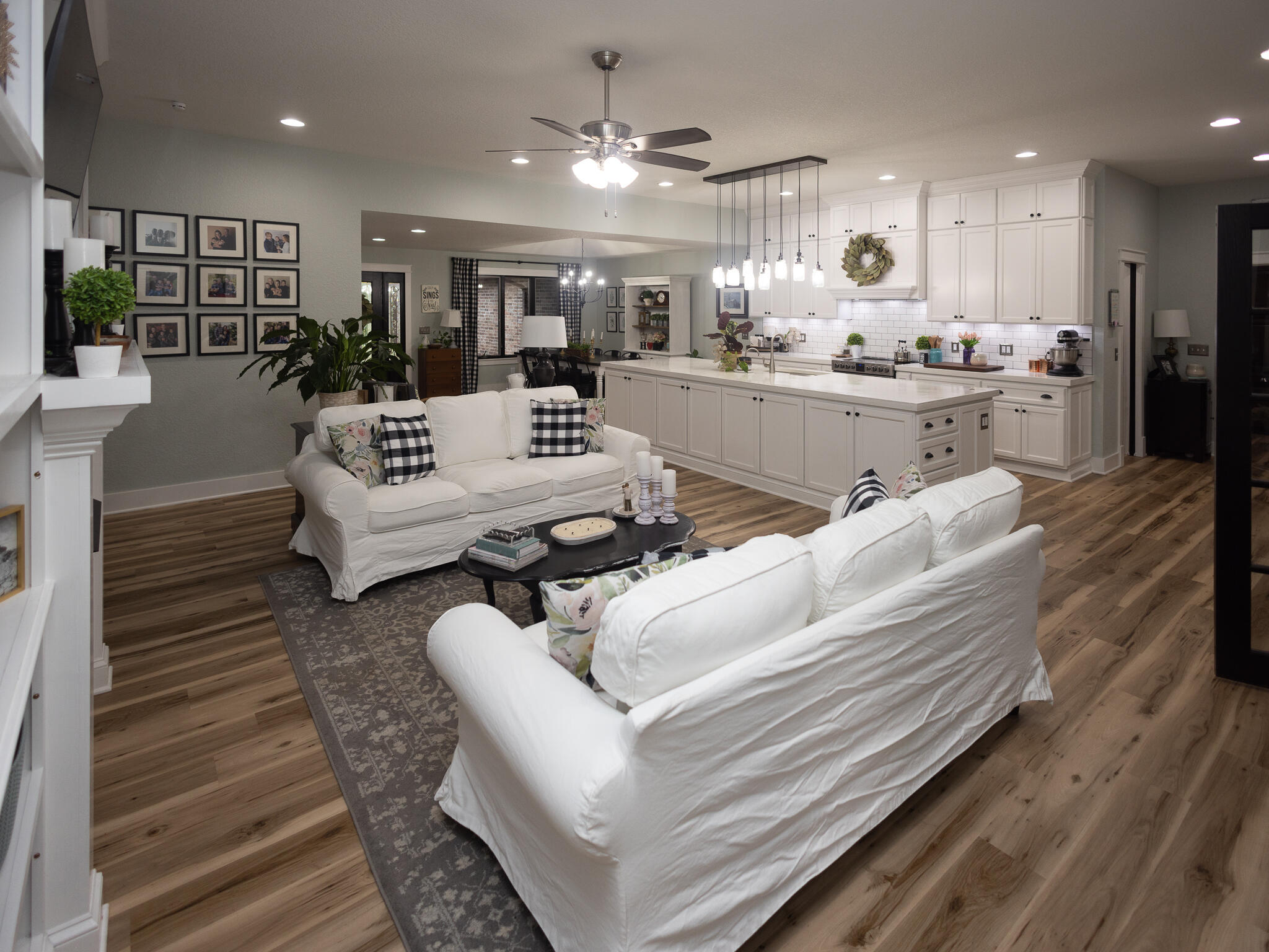 28410 Stone Ridge Circle Property Photo 6