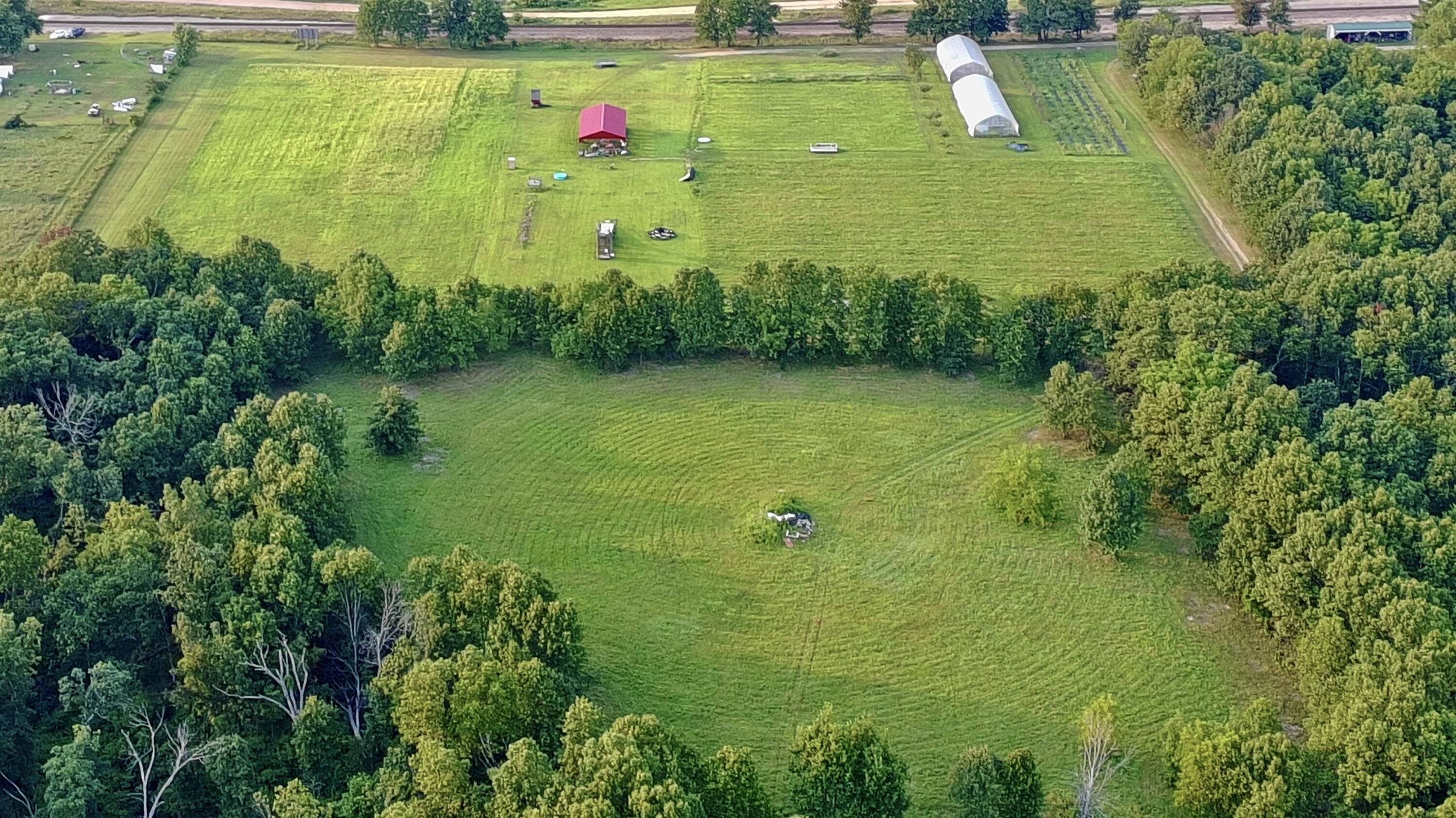 9135 State Highway Z Property Photo 3