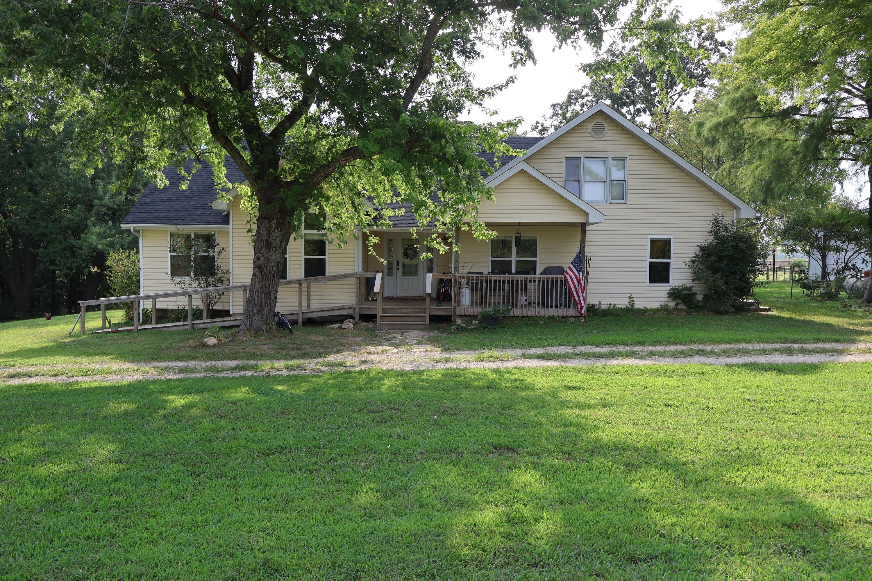 9135 State Highway Z Property Photo 1