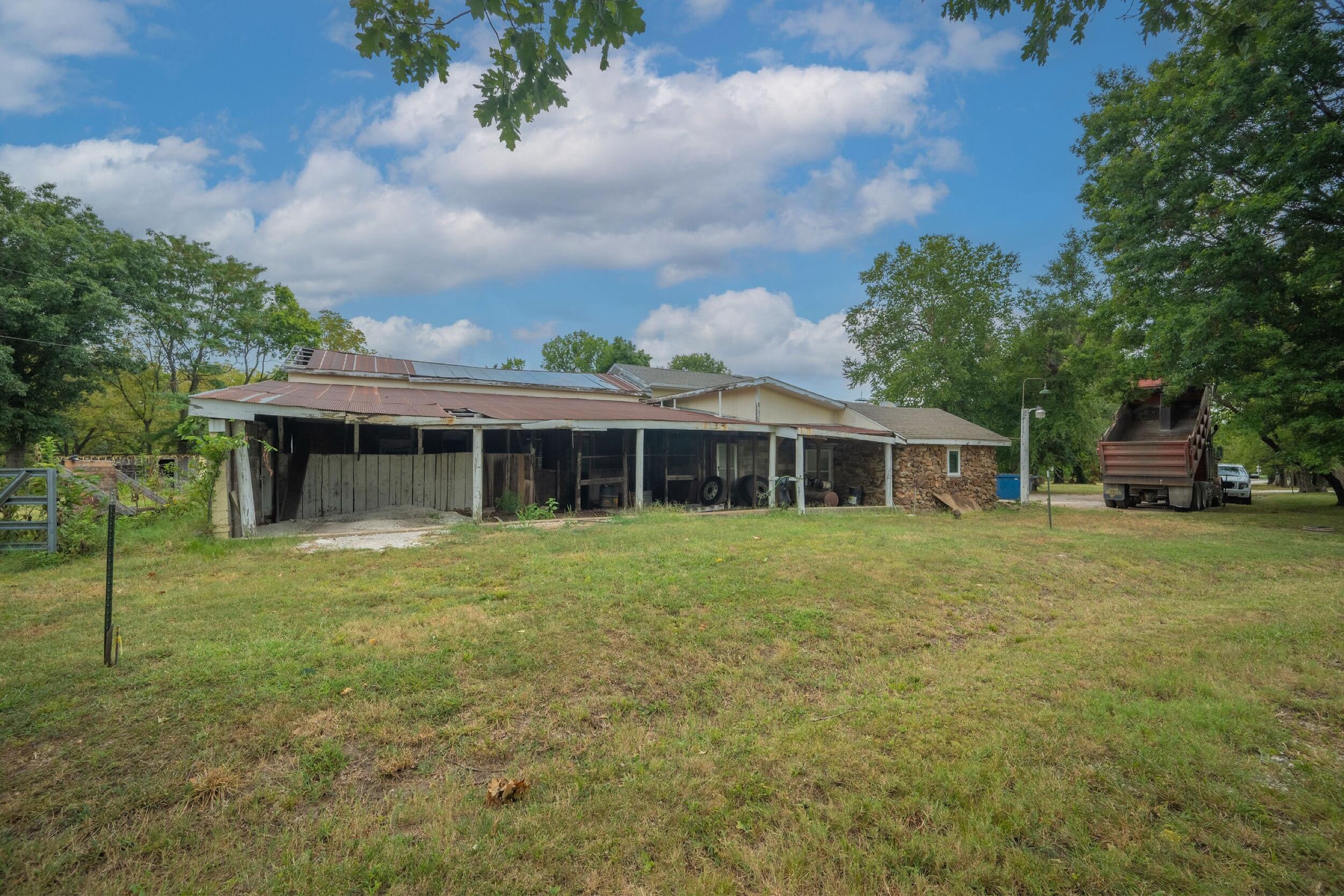 25327 Central Avenue Property Photo 37
